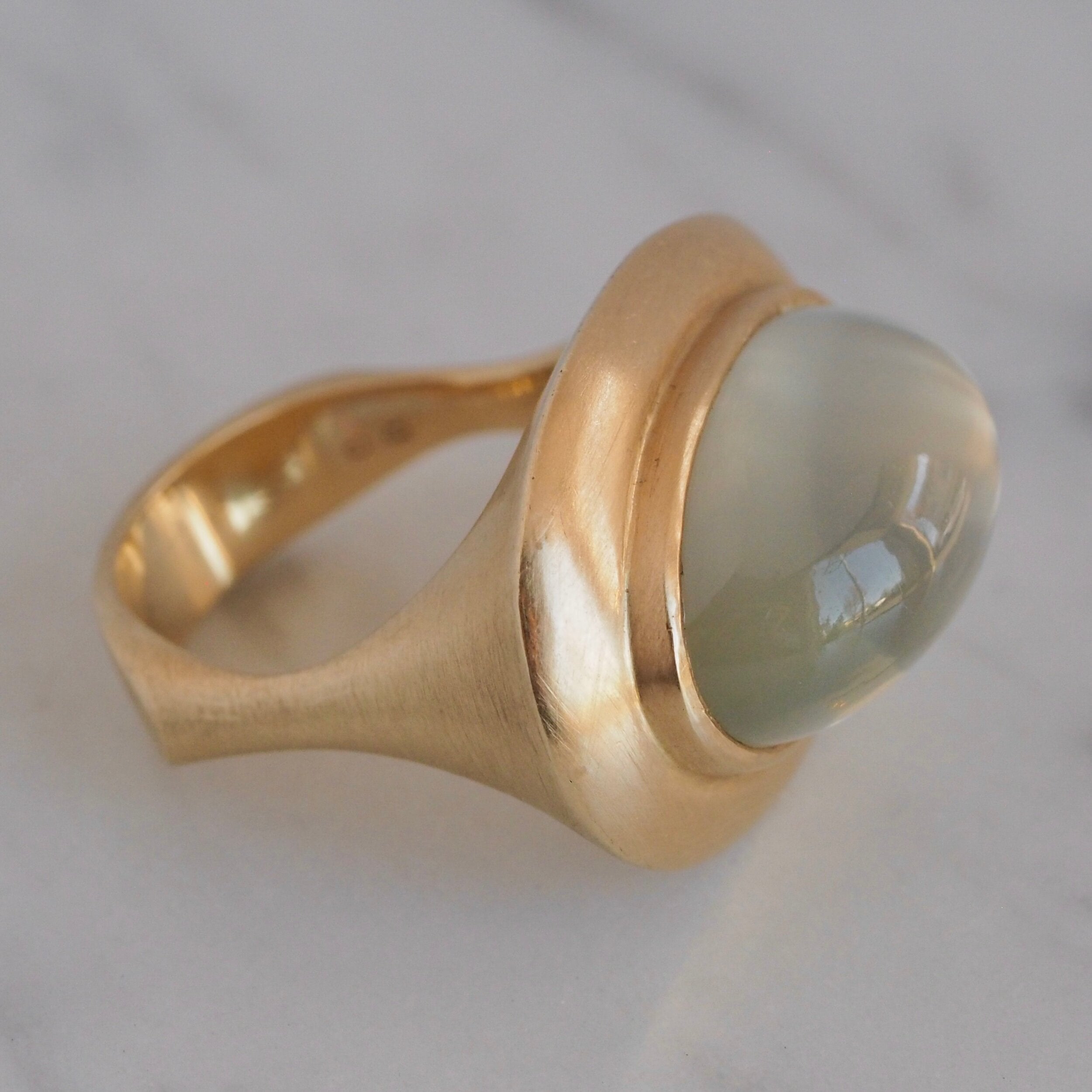 Vintage 14k Gold Moonstone Ring
