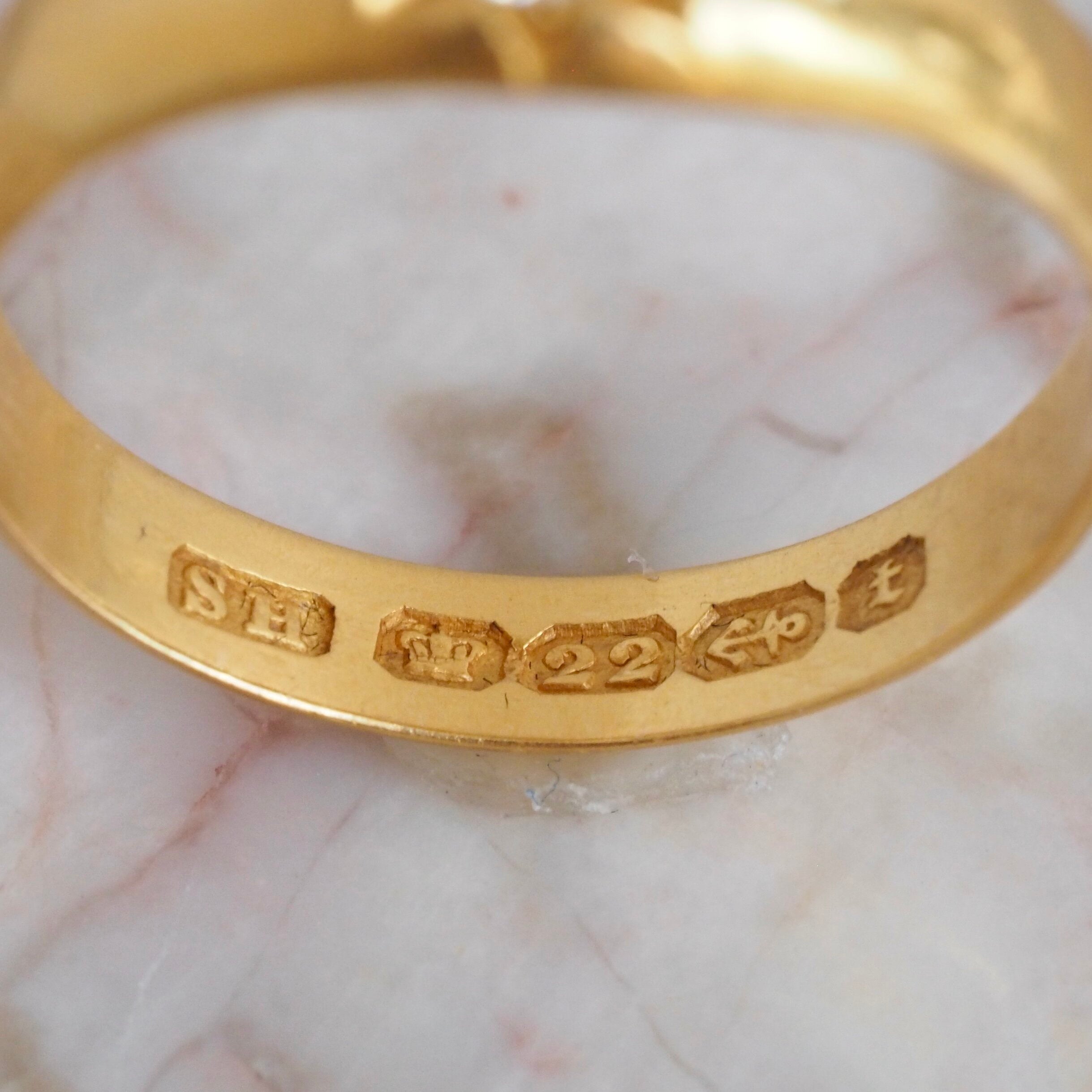 Antique English 22k Gold Old European Cut Flush Set Diamond Starburst Ring