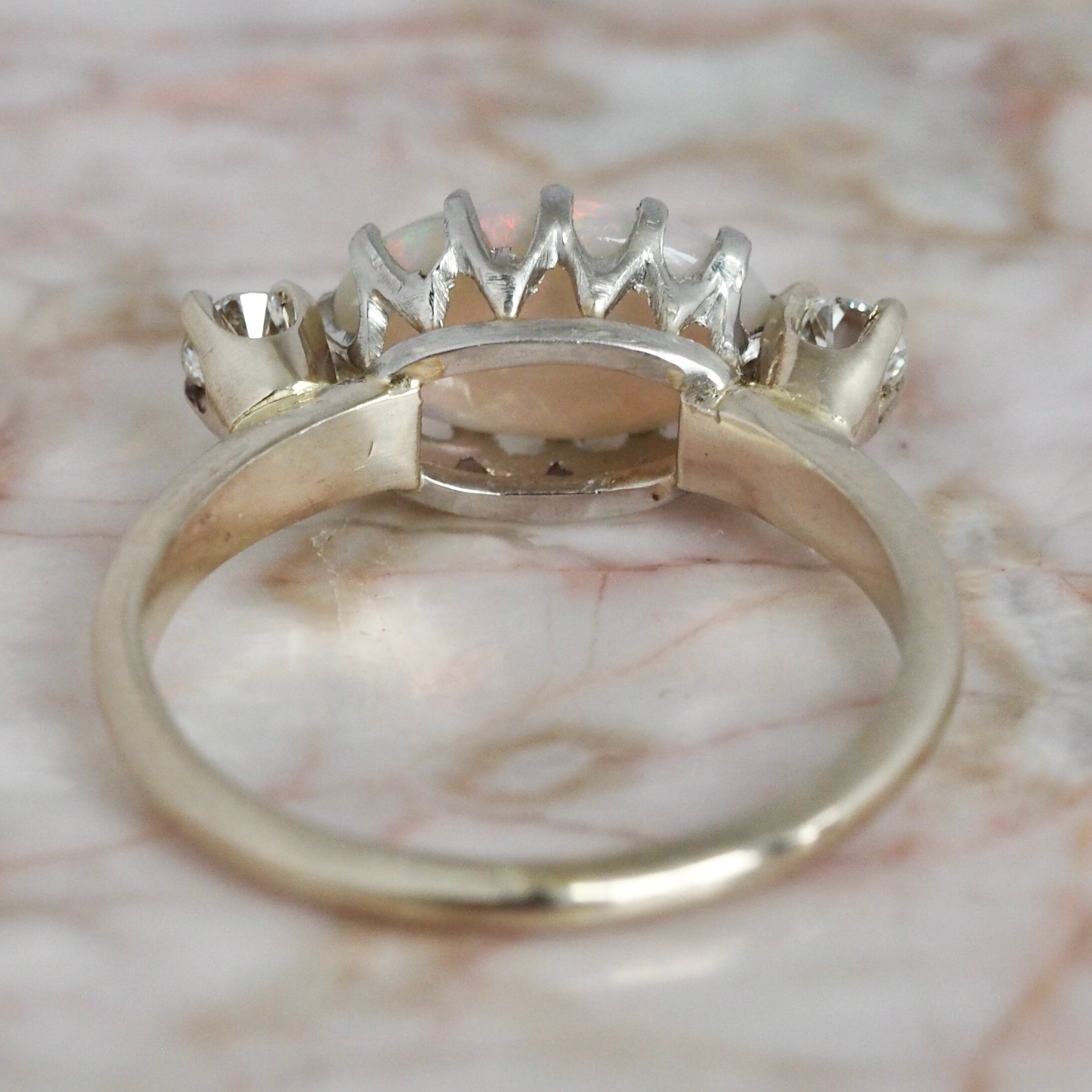 Vintage 14k White Gold Opal and Diamond Ring
