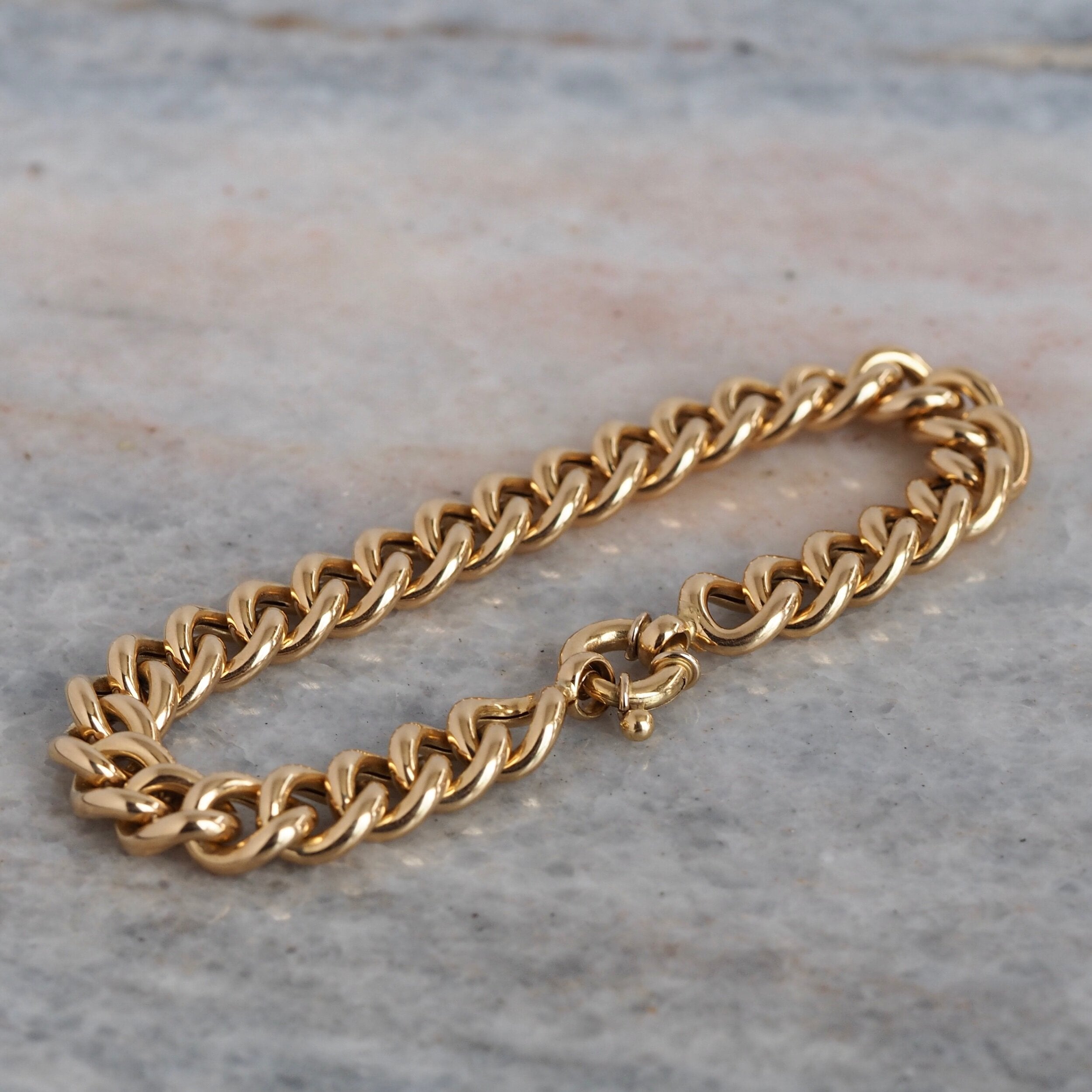 Vintage 18k Gold Curb Chain Bracelet