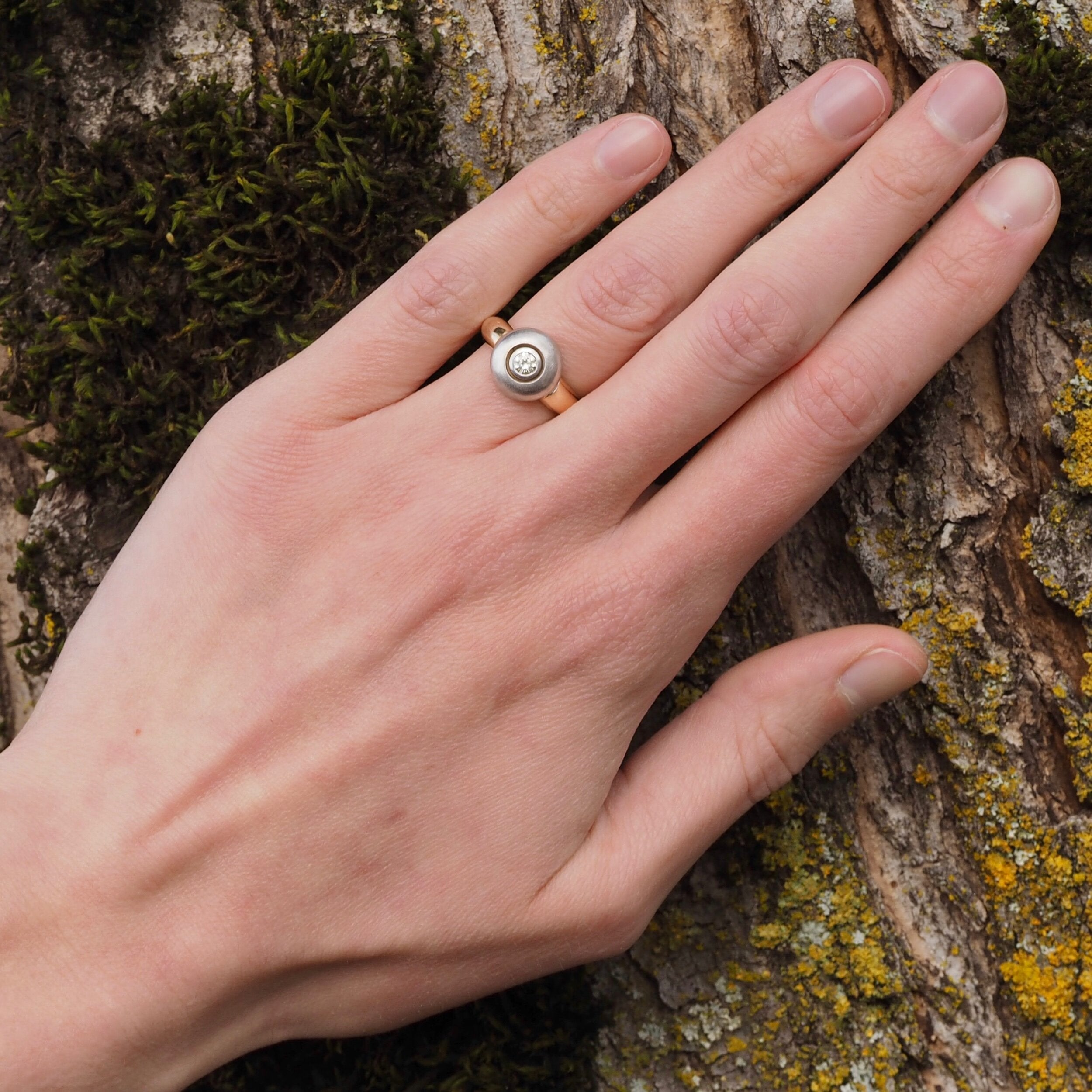 Vintage 18k and 14k Gold Brilliant Cut Diamond Donut Ring