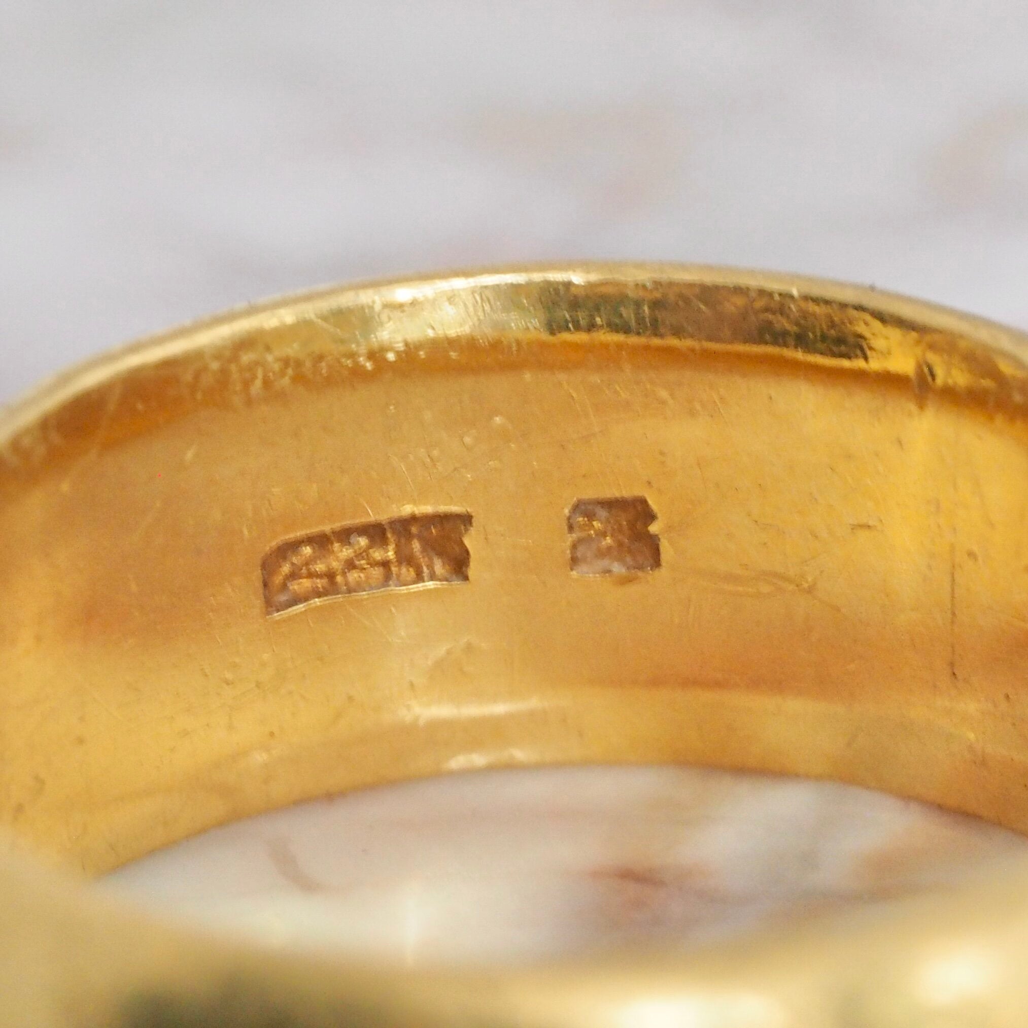Vintage 22k Gold Chunky Wide Band