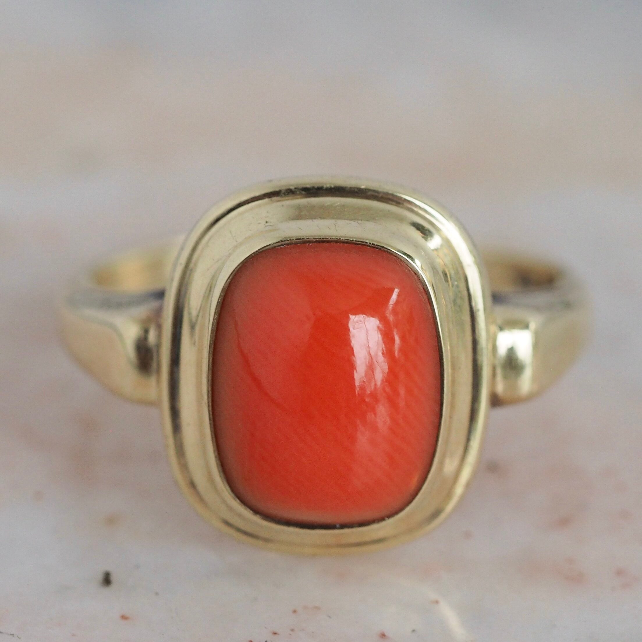 Vintage 8k Gold Coral Ring