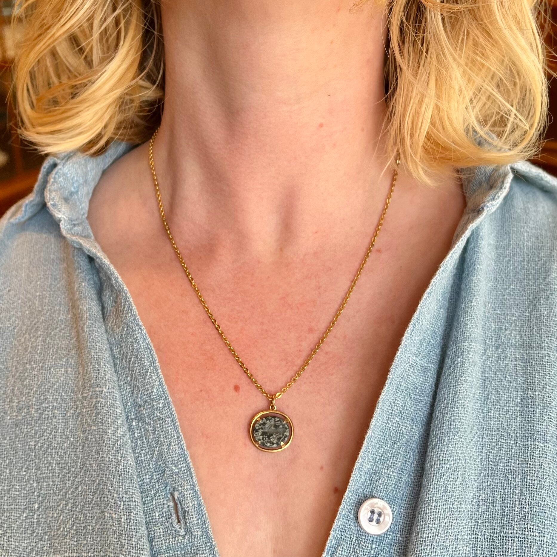 Vintage Ancient Style Antelope Intaglio in 14k Gold Setting