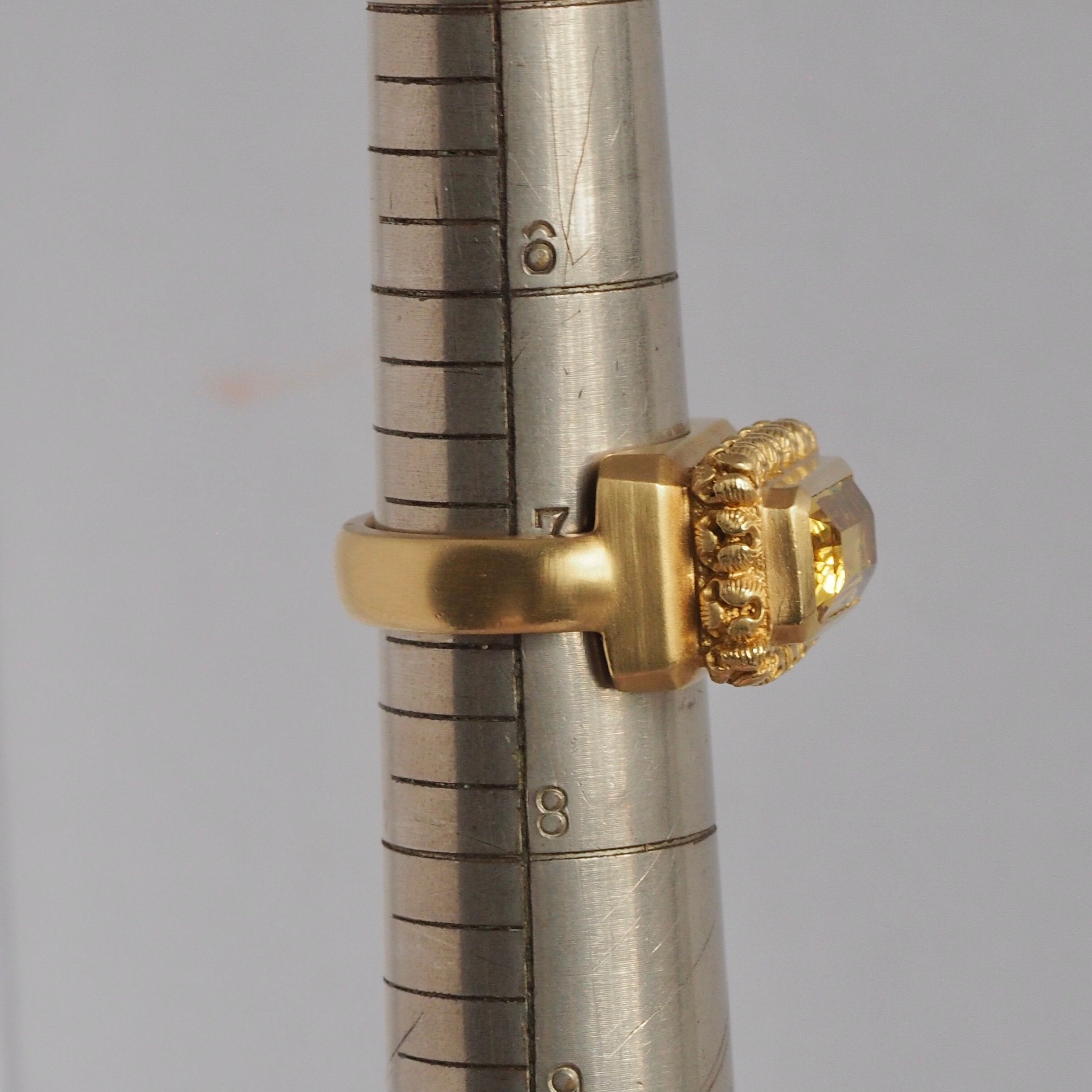 Vintage Citrine 18k Gold Douglas Elliott Ring