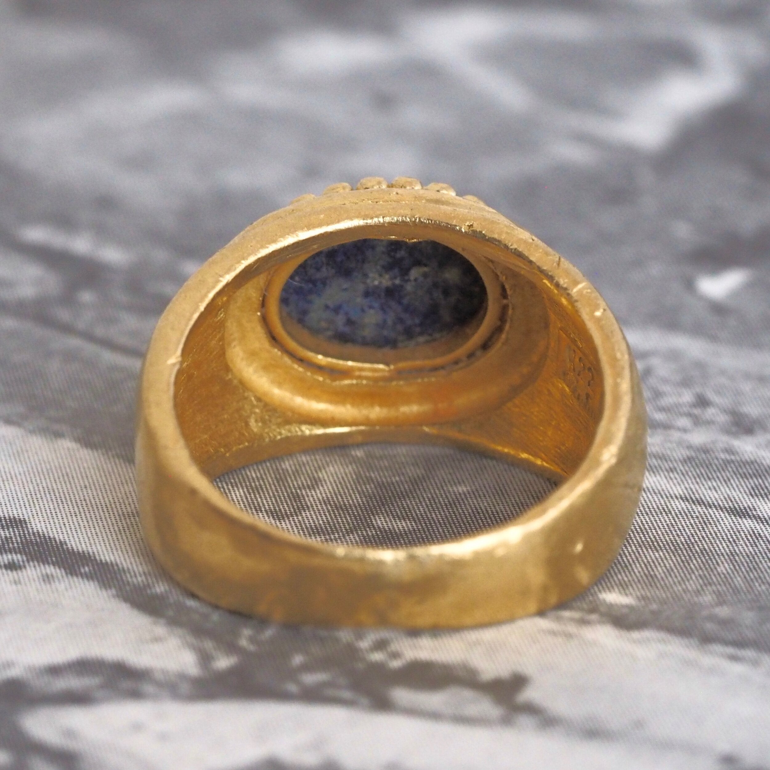 Vintage Greek 22k Gold Lapis Ancient Style Ring