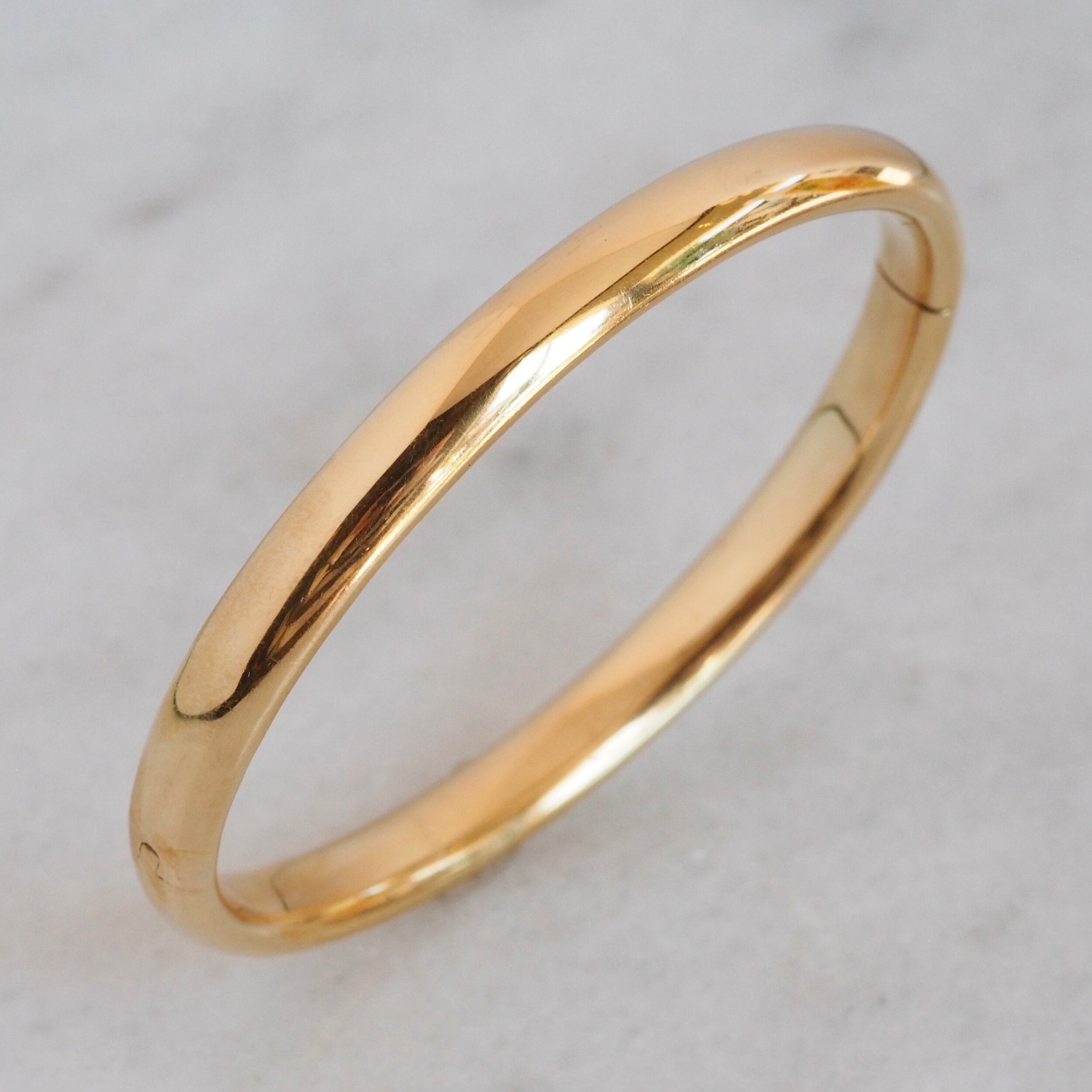 Vintage Italian 18k Gold Puffy Hinged Bangle