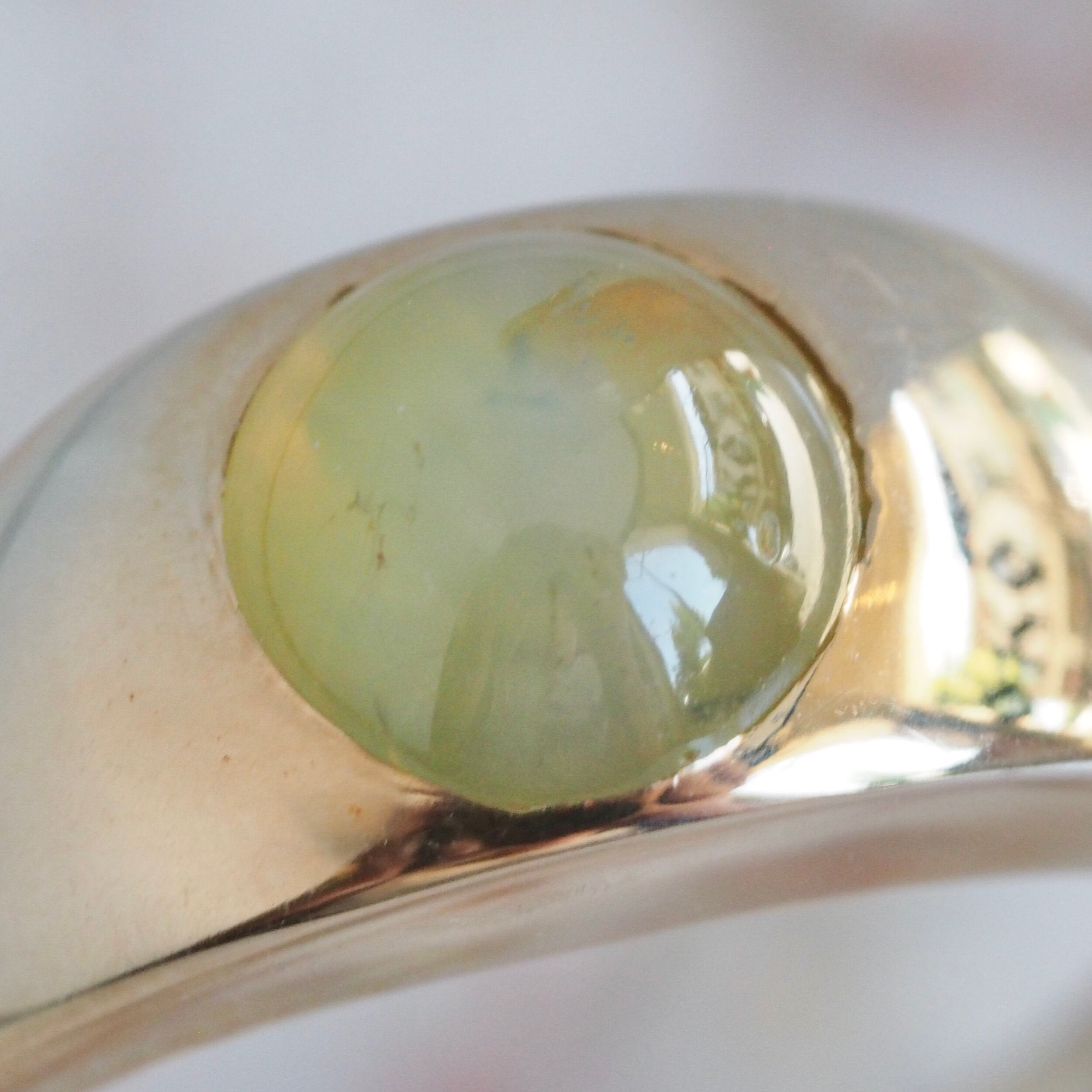 Vintage Modernist 14k Gold Cabochon Cat's Eye Chrysoberyl Ring