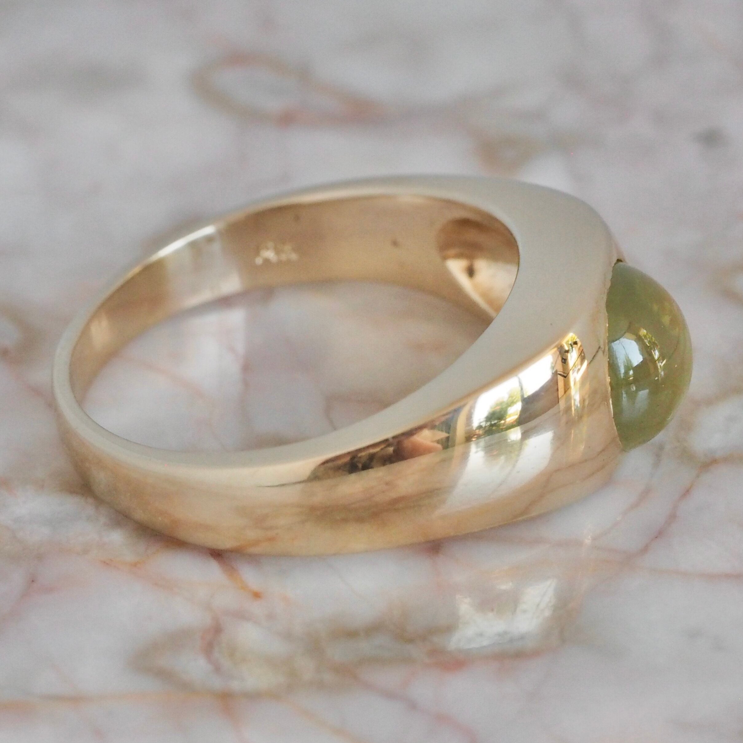 Vintage Modernist 14k Gold Cabochon Cat's Eye Chrysoberyl Ring