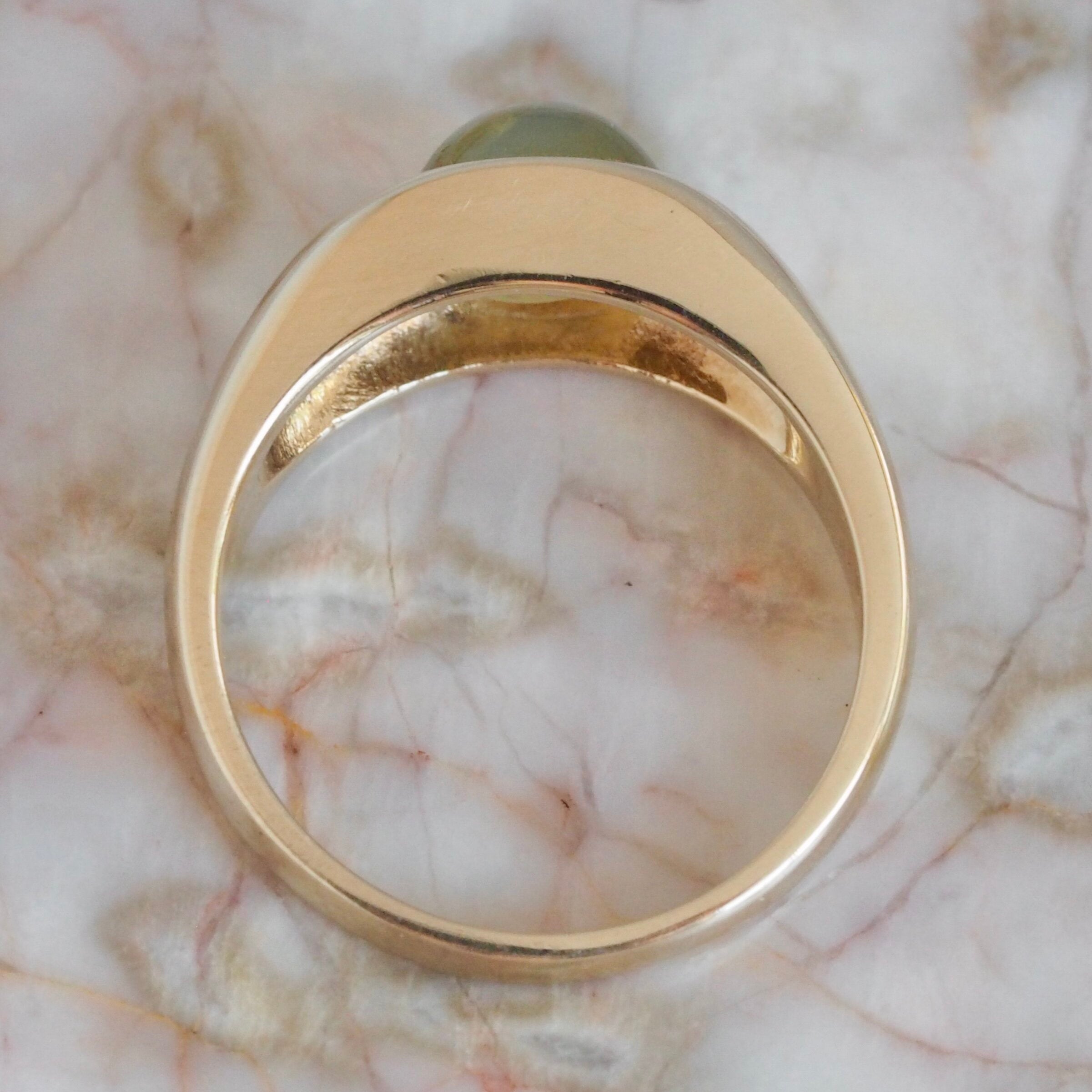 Vintage Modernist 14k Gold Cabochon Cat's Eye Chrysoberyl Ring