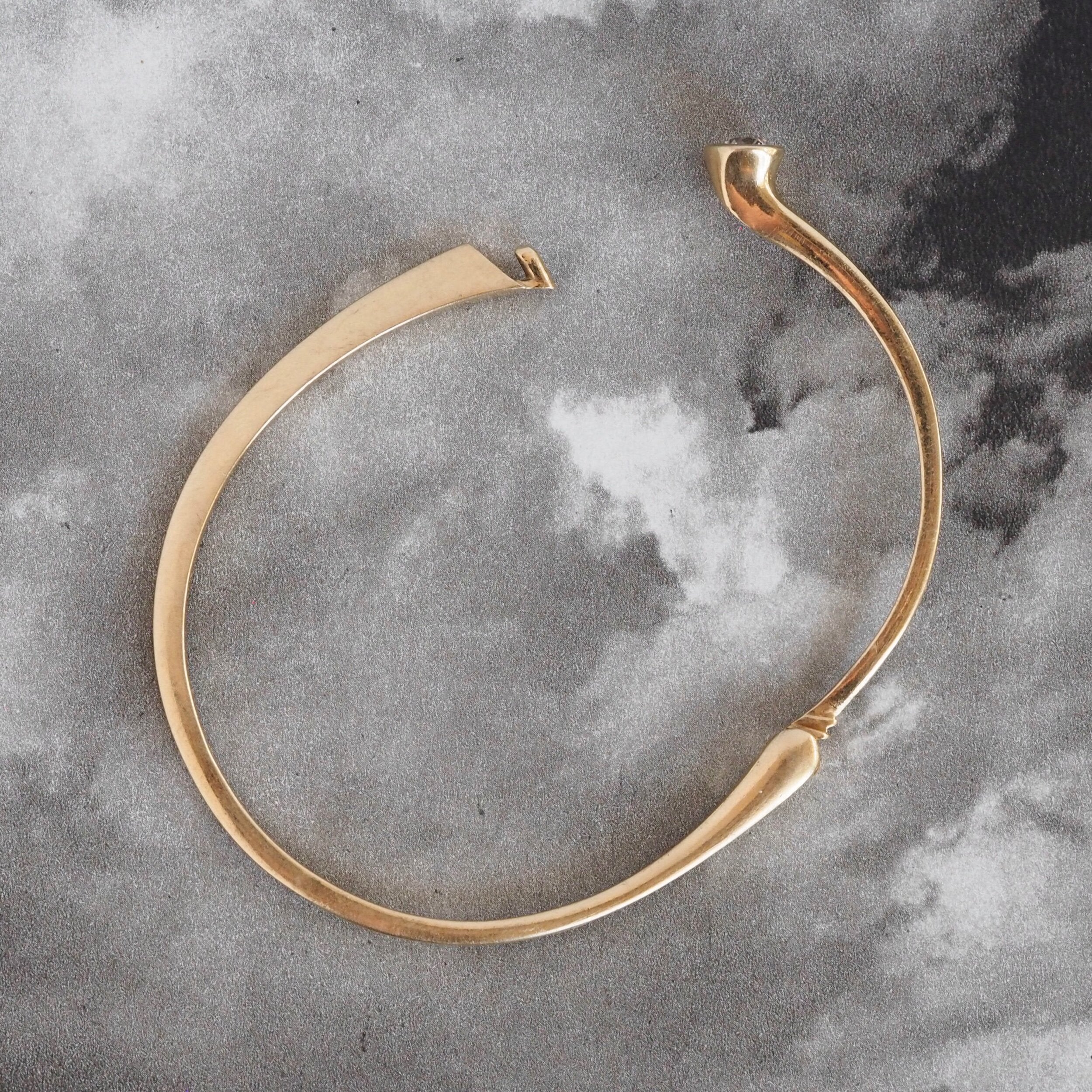 Vintage Modernist 14k Gold Diamond Oval Hinged Bangle