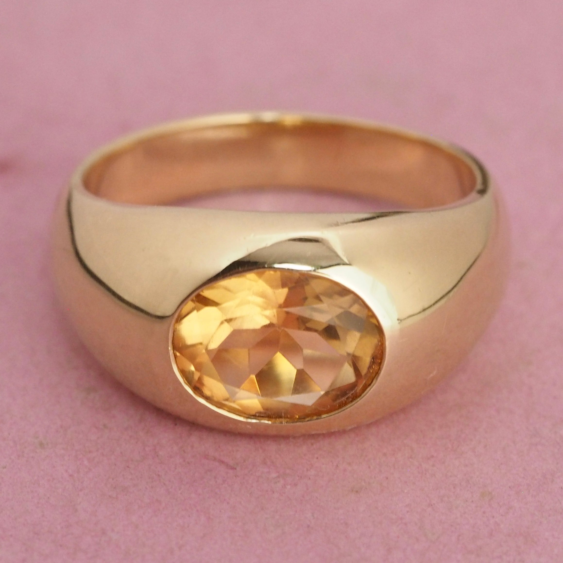 Mid-Century Modern 18k Gold Citrine Dome Signet Ring