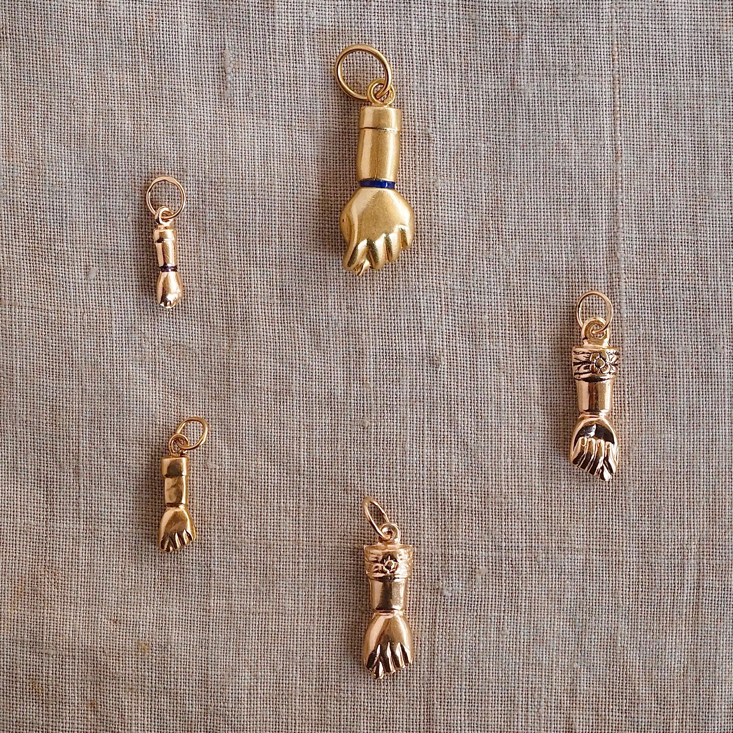 Portuguese 19k Gold Mano Figa Charms