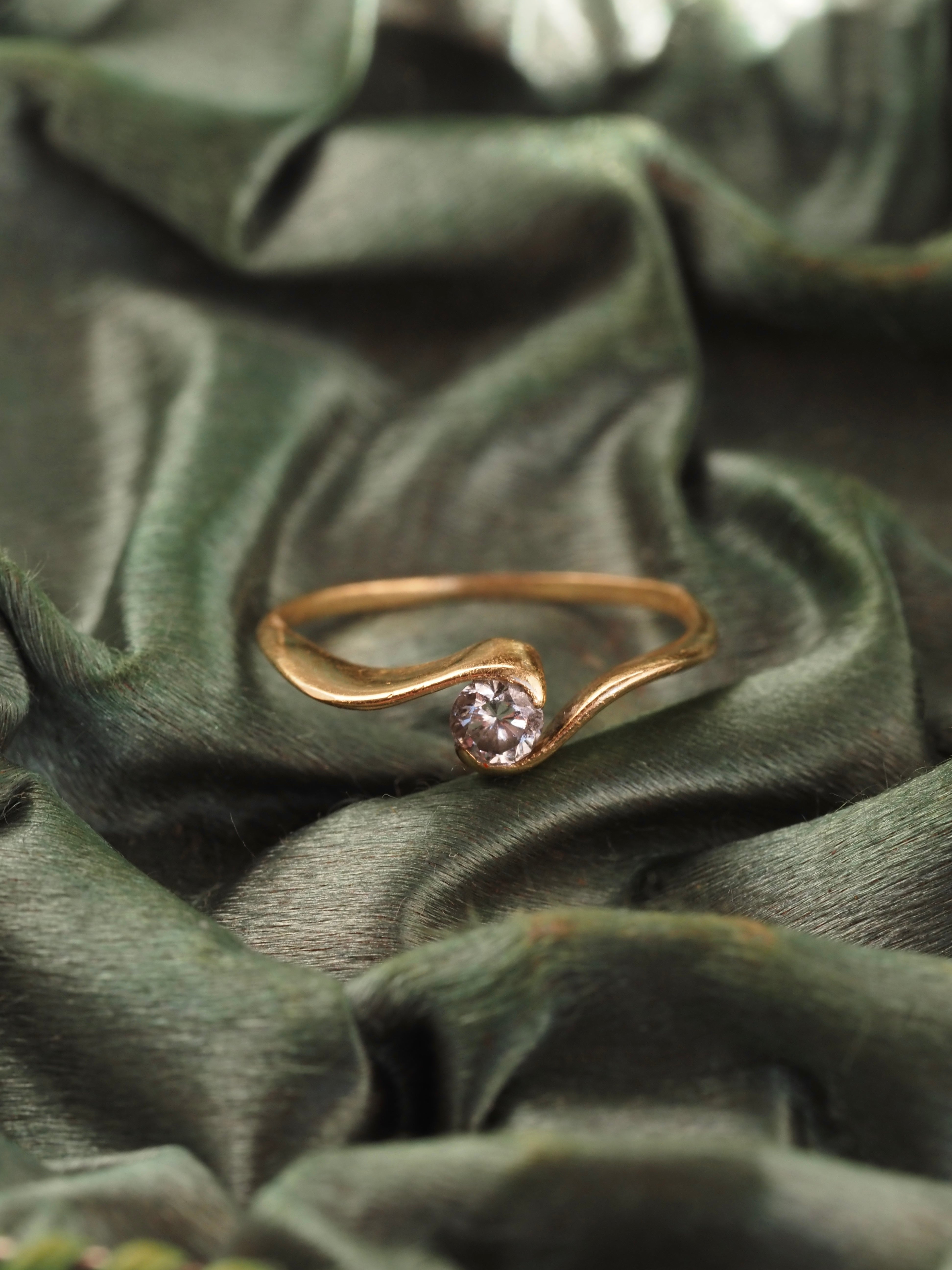 Antique Art Nouveau 18k Gold Diamond Ring