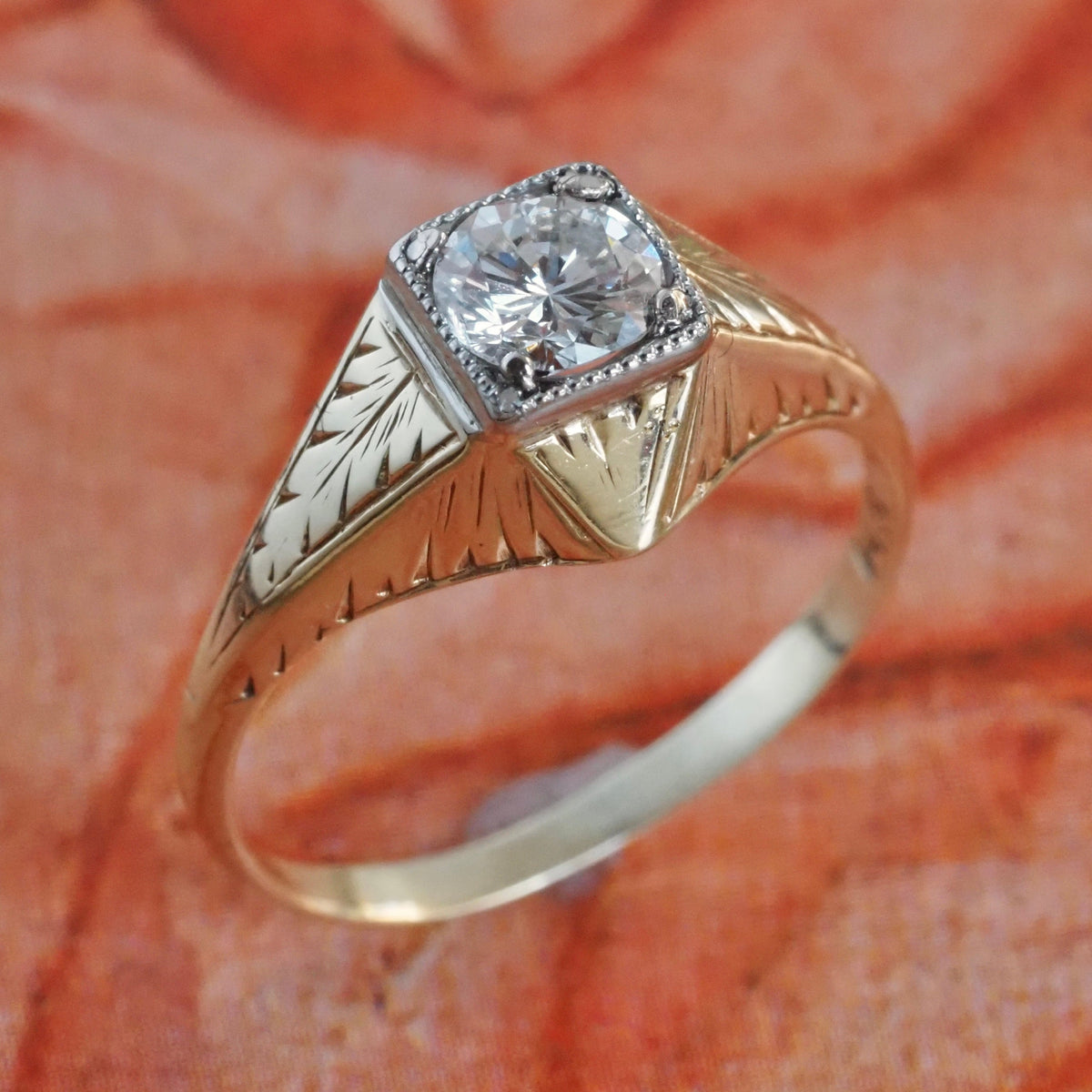 Antique Art Deco Diamond 14k Gold Solitaire Engagement Ring