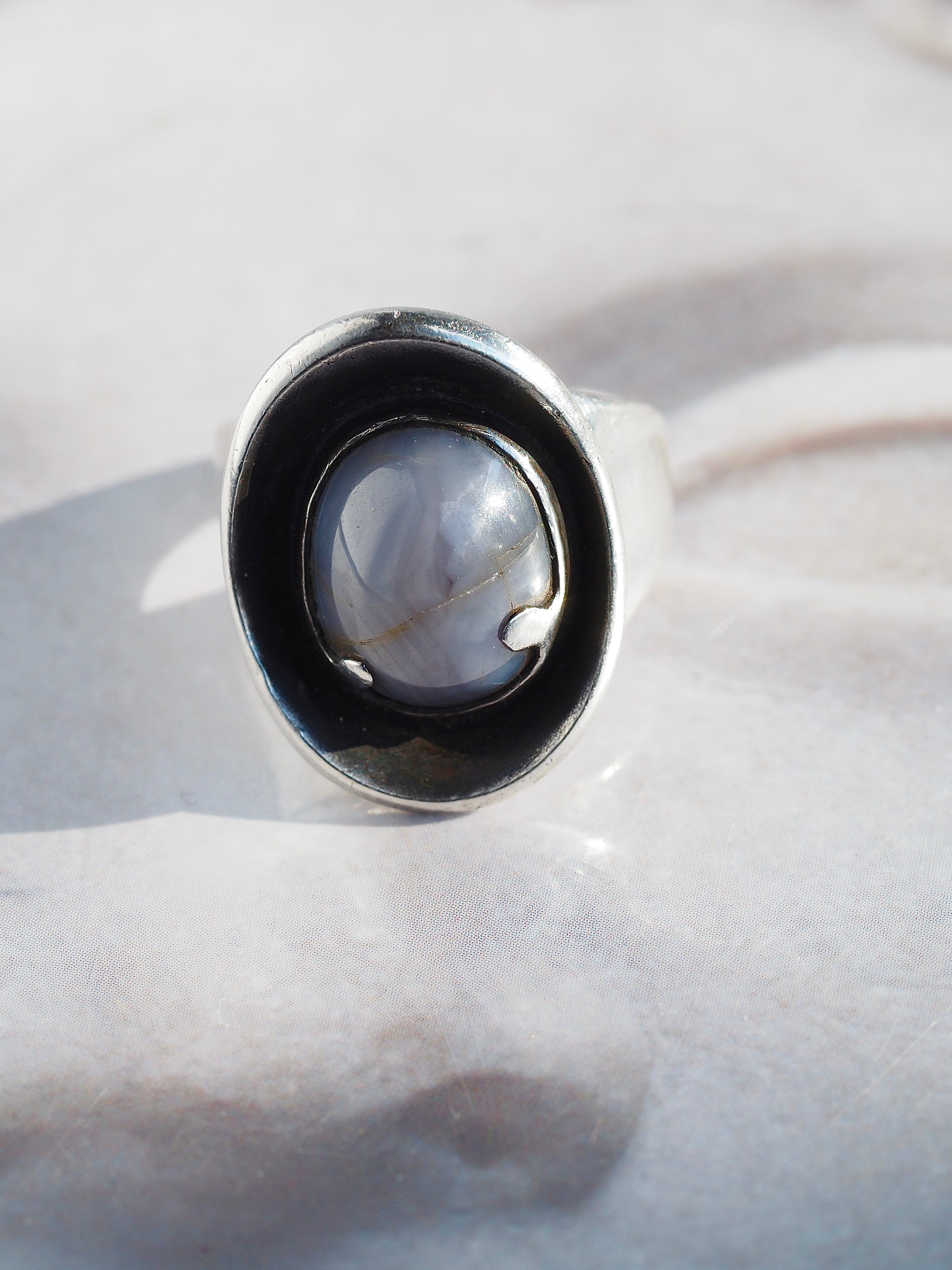 Vintage Star Sapphire Cabochon & Sterling Silver Ring