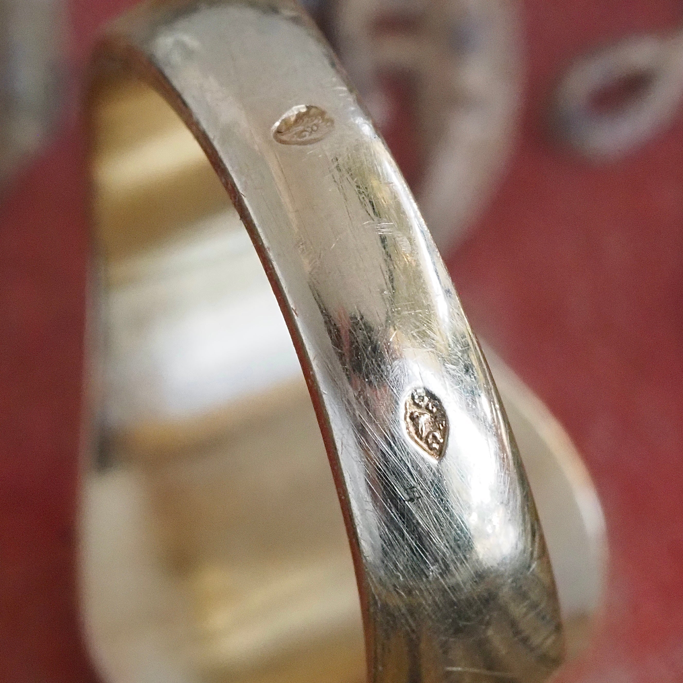 Vintage French Joan of Arc Coat of Arms Hand-Engraved 18k Gold Signet Ring