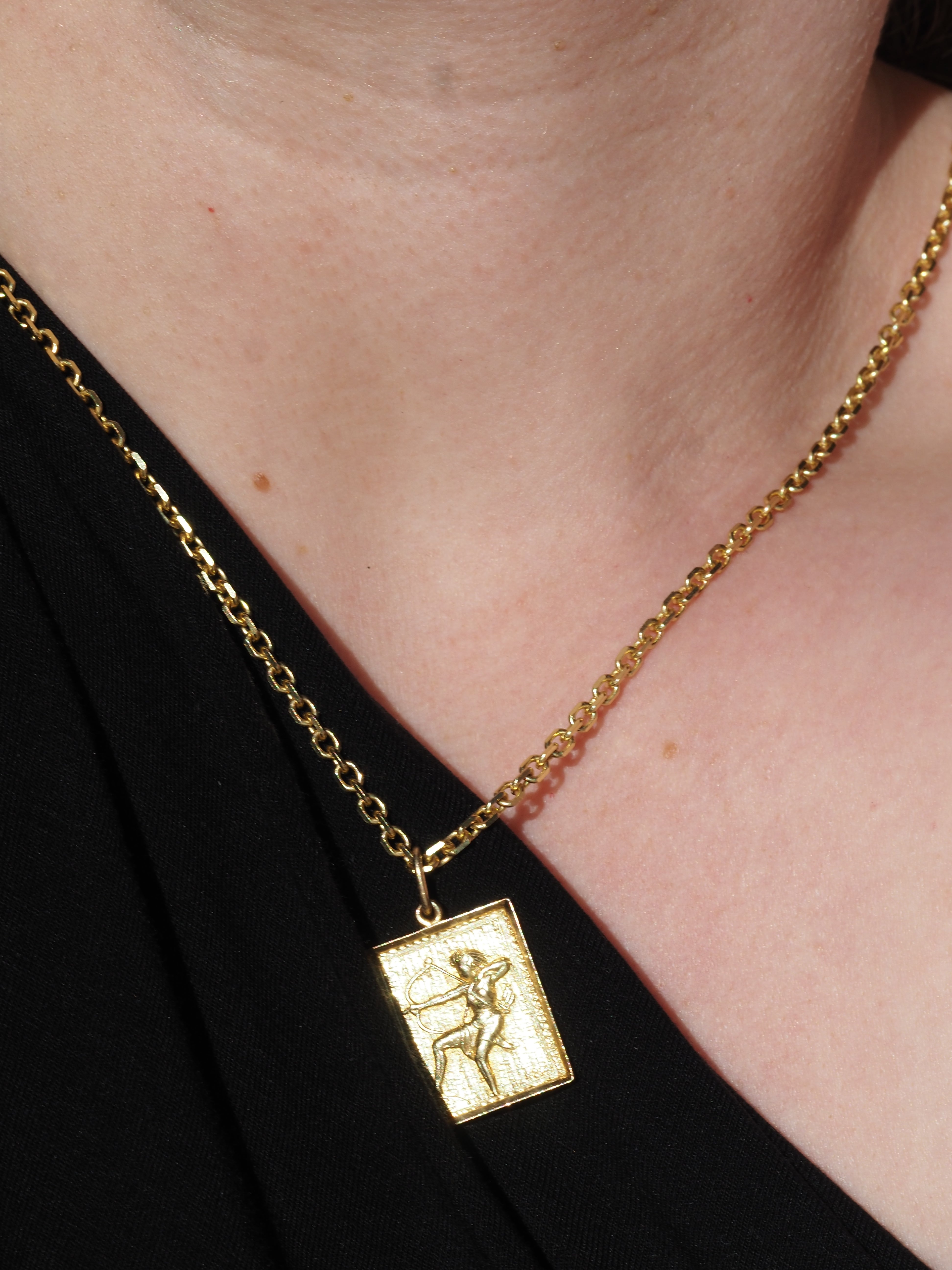 Vintage 18k Gold Sagittarius Archer Pendant