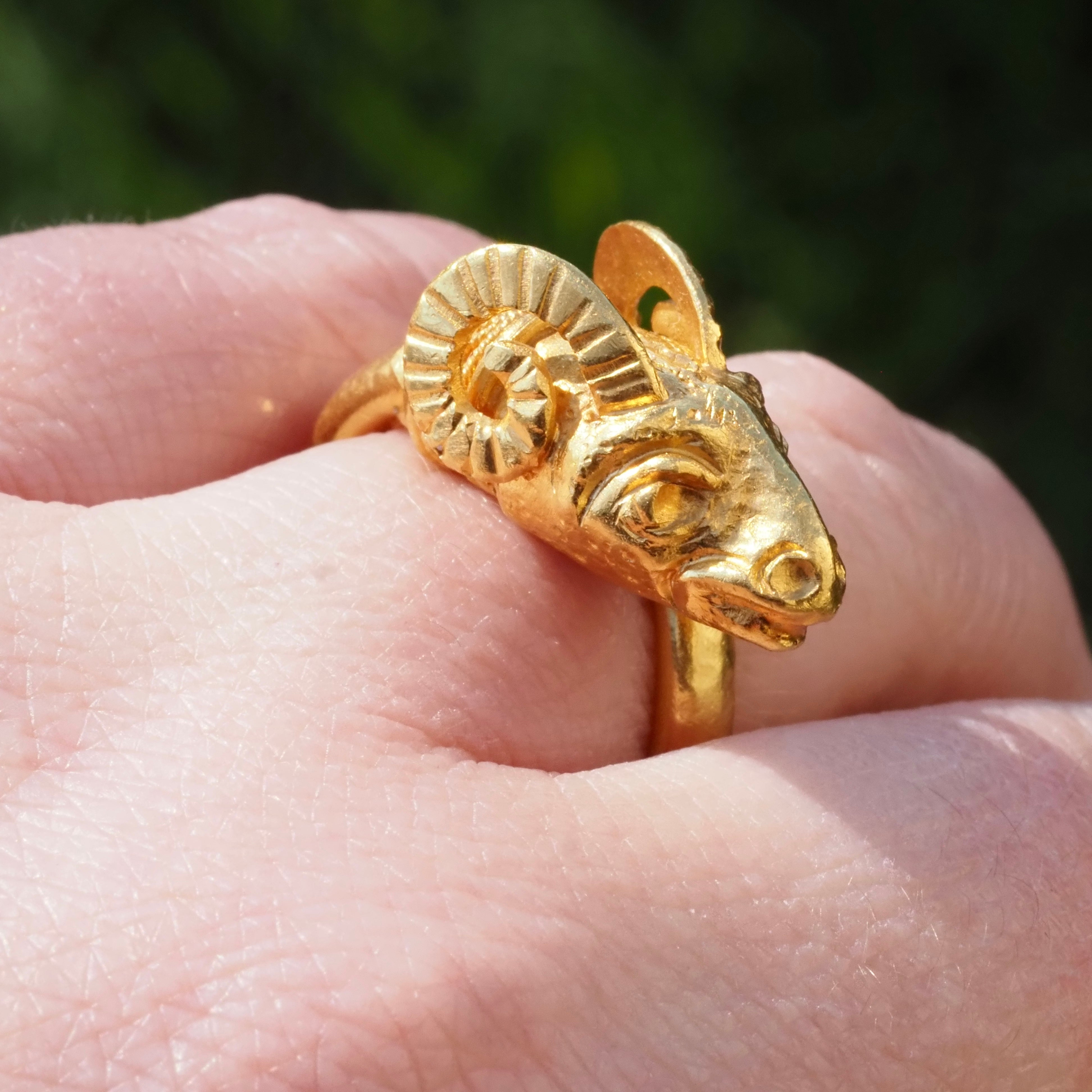 Vintage Greek Ram 22k Gold Ring