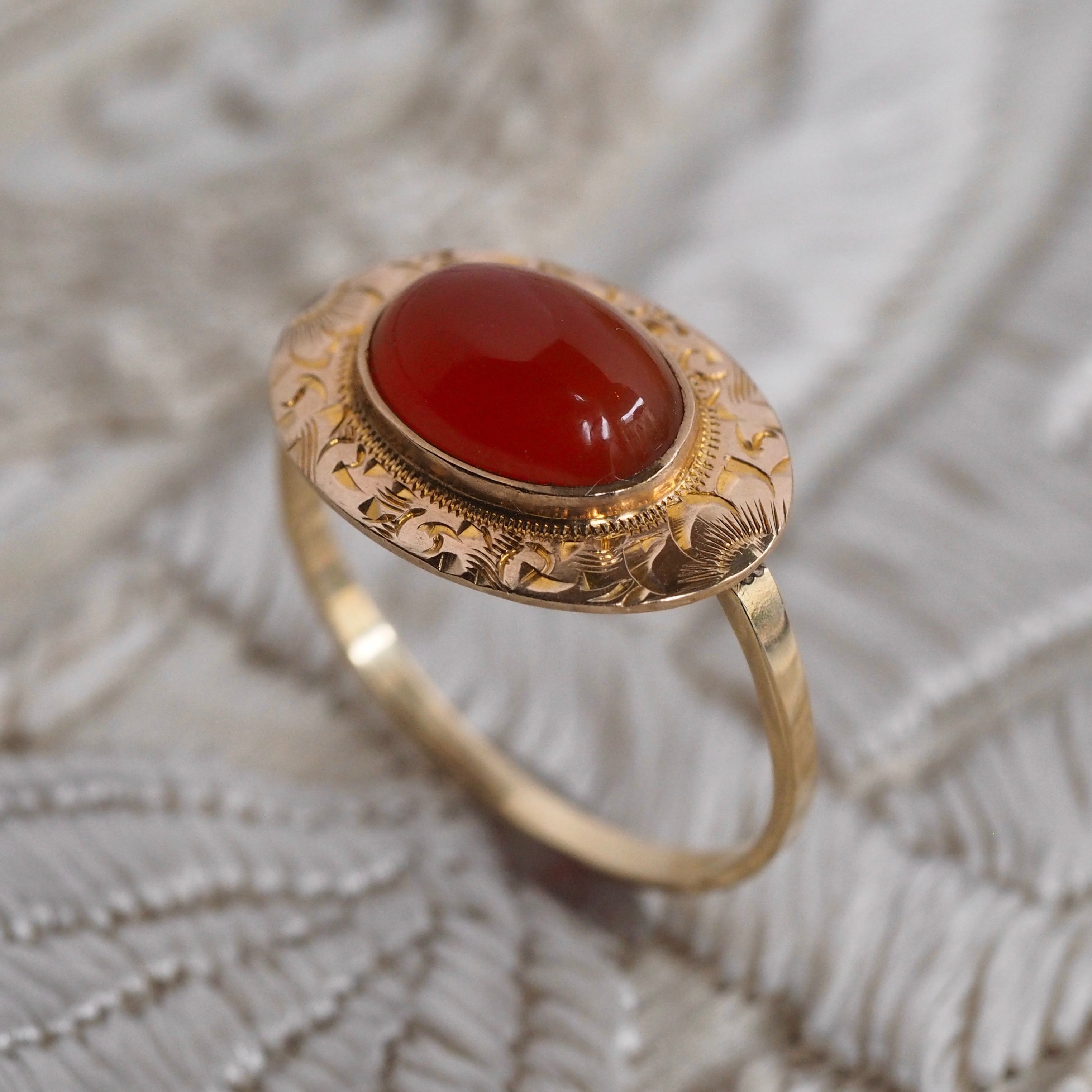 Antique Victorian 14k Gold Carnelian East West Ring