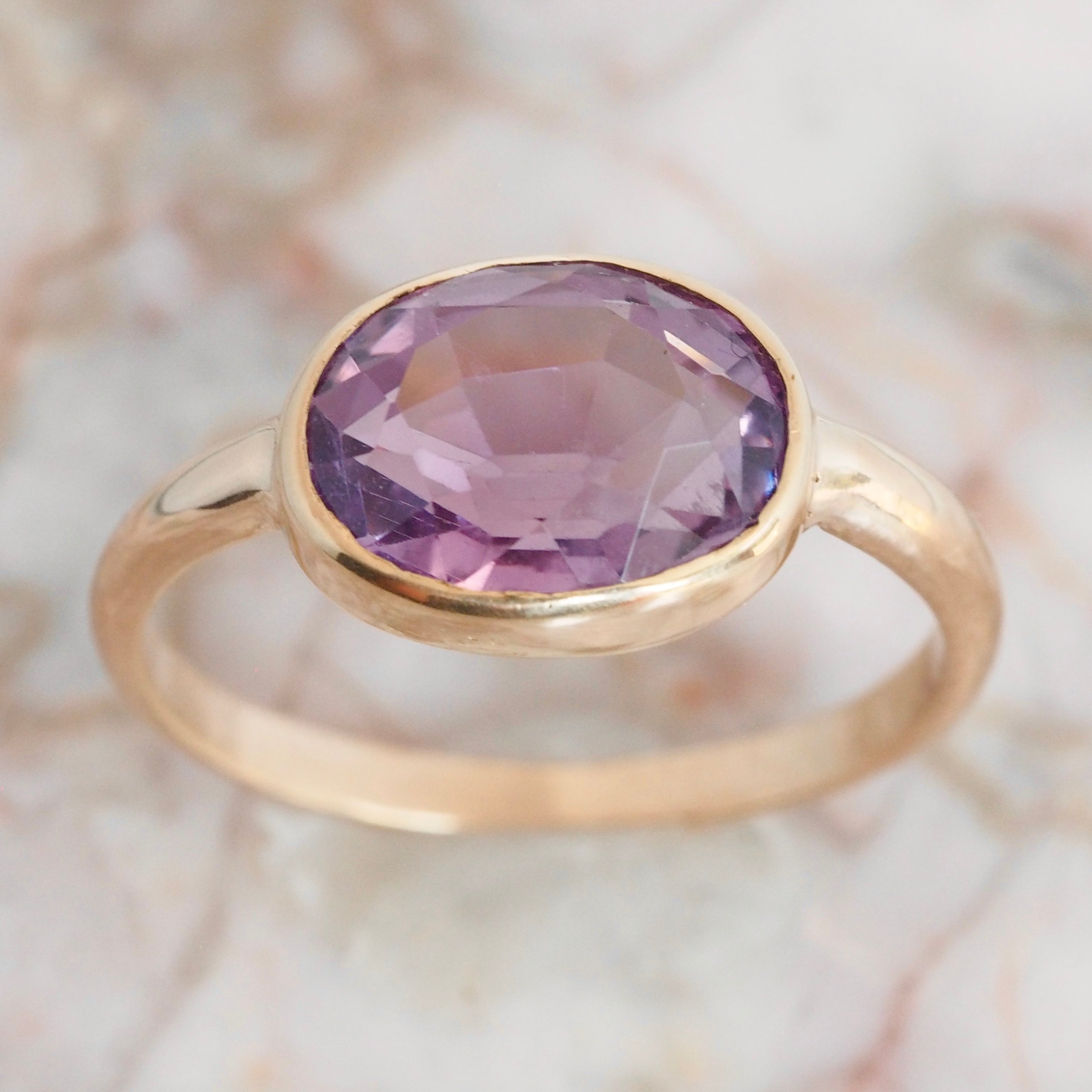 Vintage 14k Gold Amethyst East West Ring