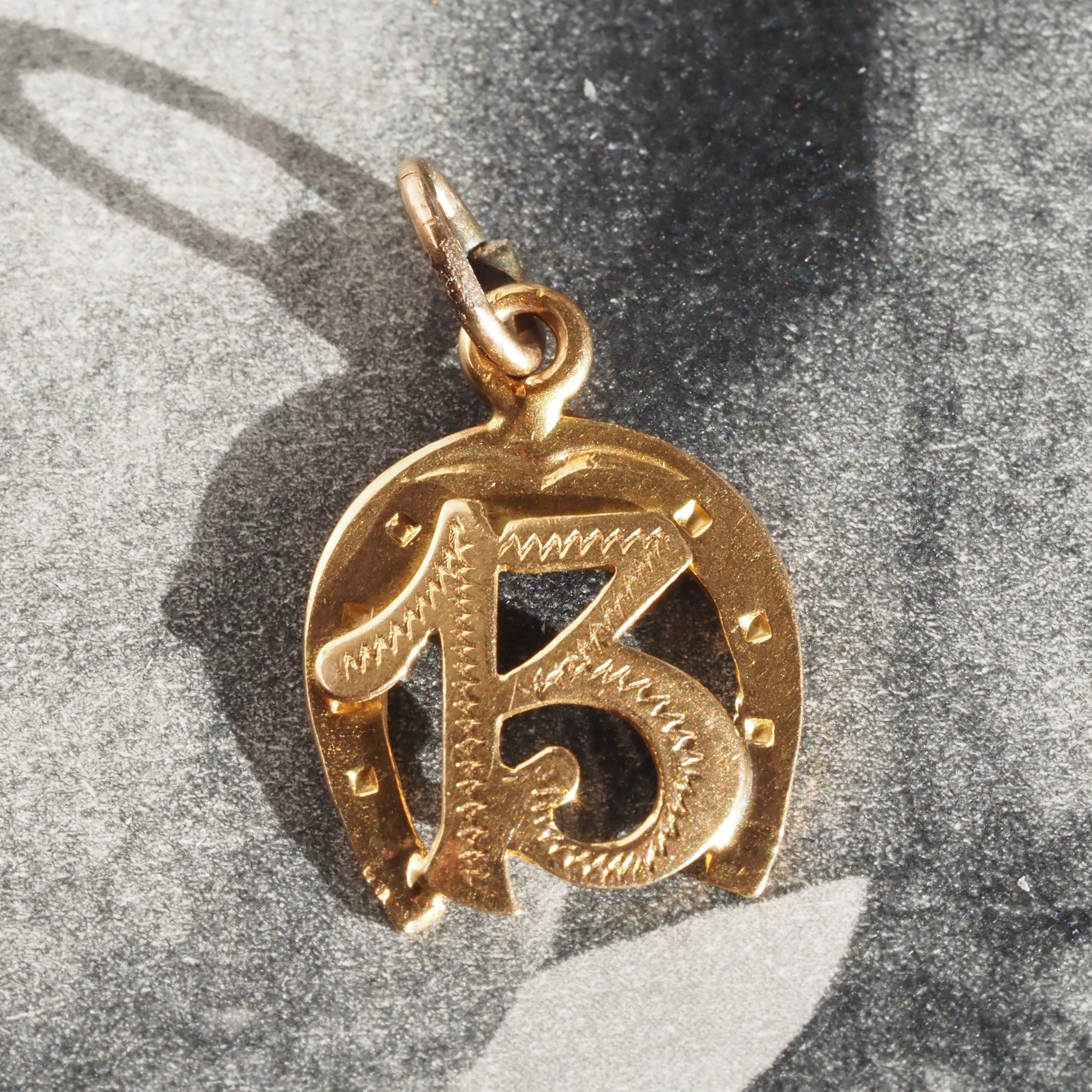 Victorian Lucky 13 Horseshoe 18k Gold Charm