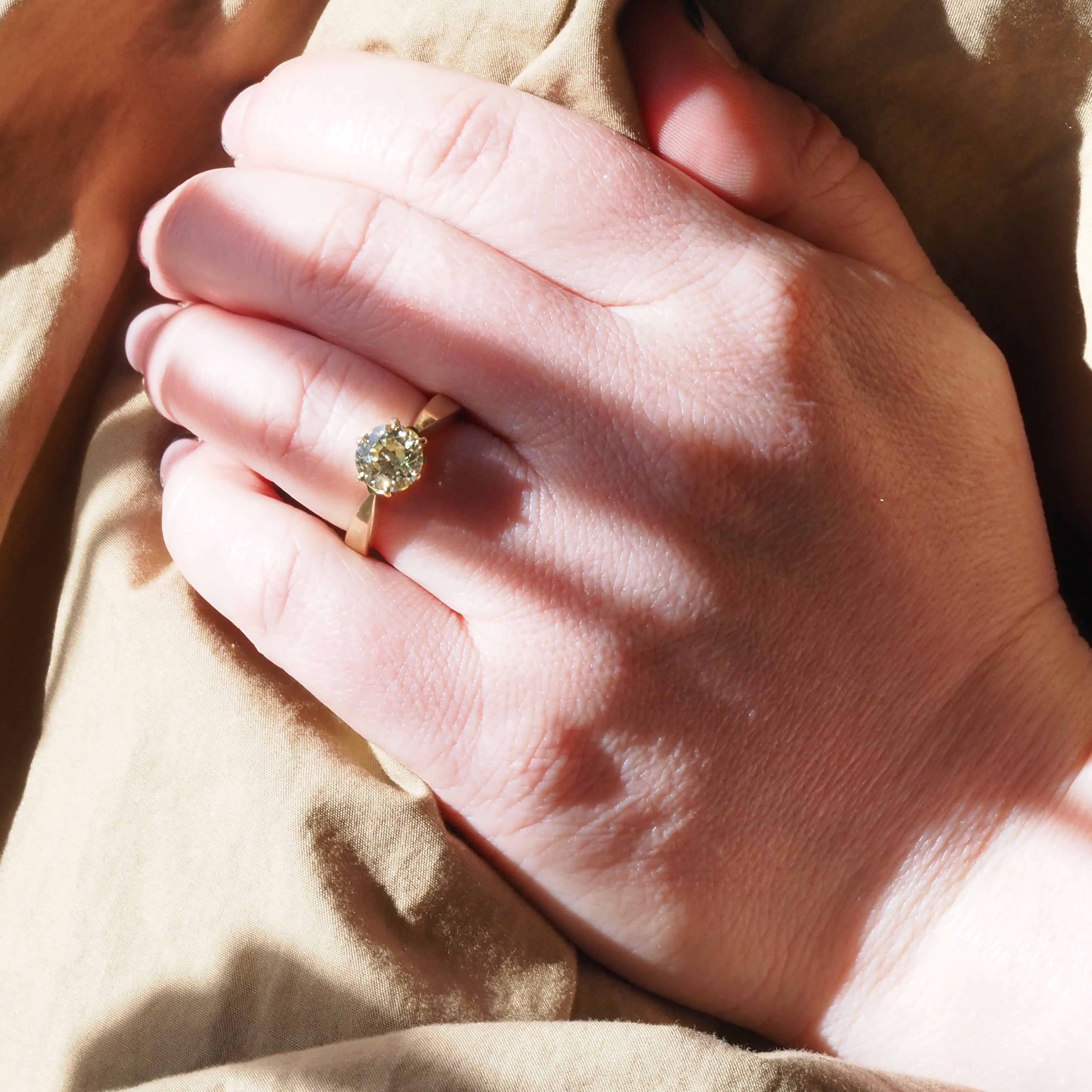 Antique 2.01ct Old European Cut Diamond in Vintage 14k Gold Engagement Ring