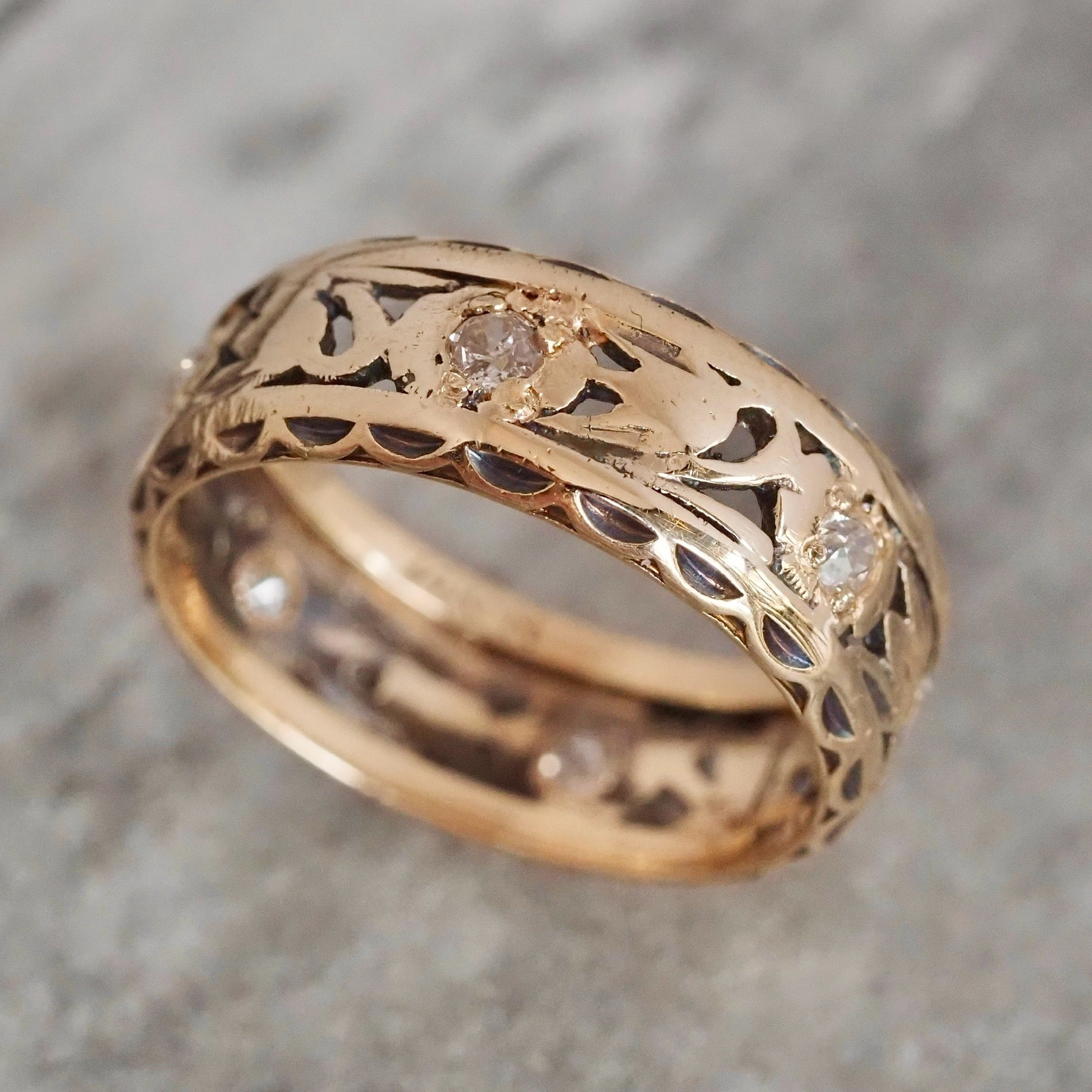 Antique 14k Gold Tulip Cutout Band with Old Mine Cut Diamonds