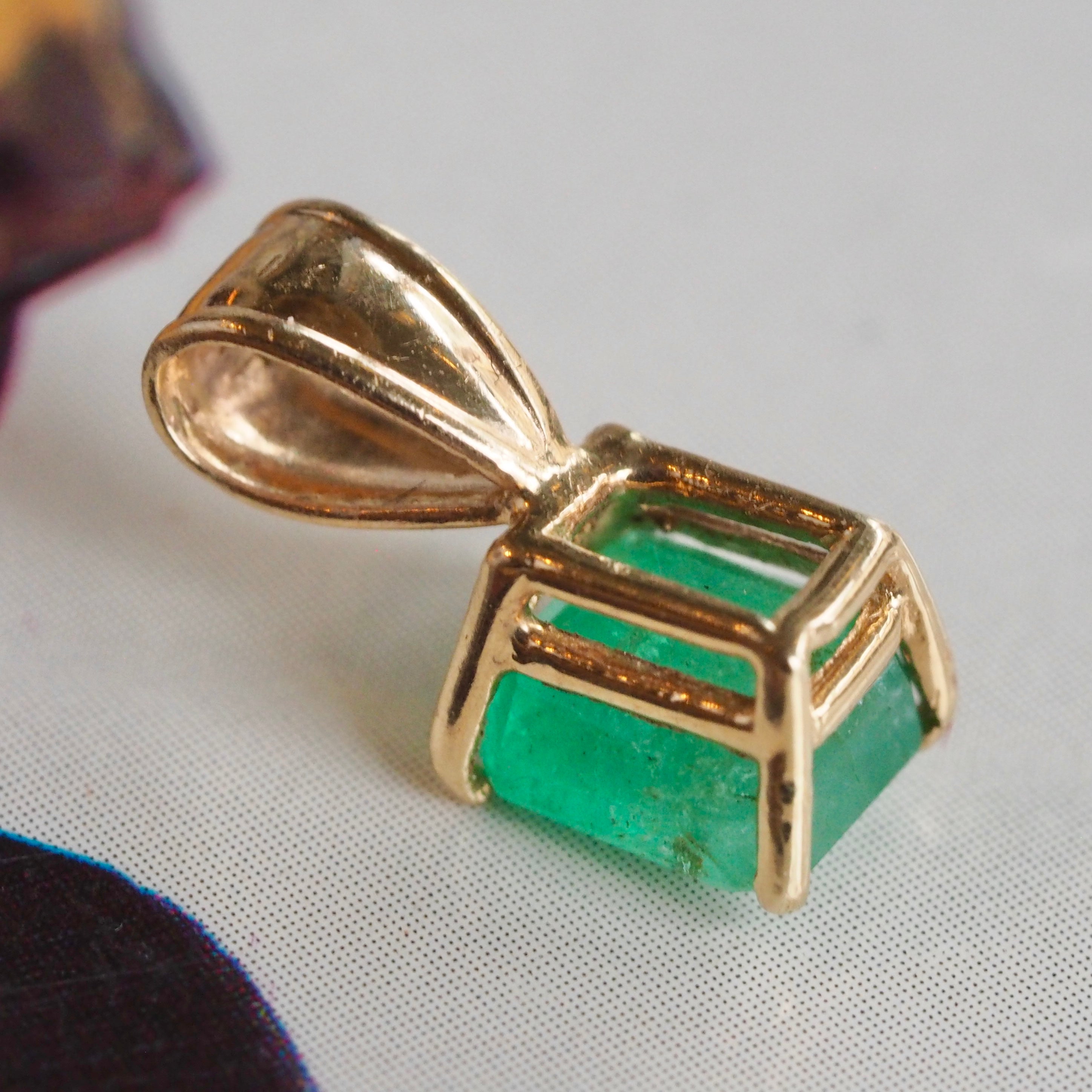 Vintage 14k Gold Emerald Pendant