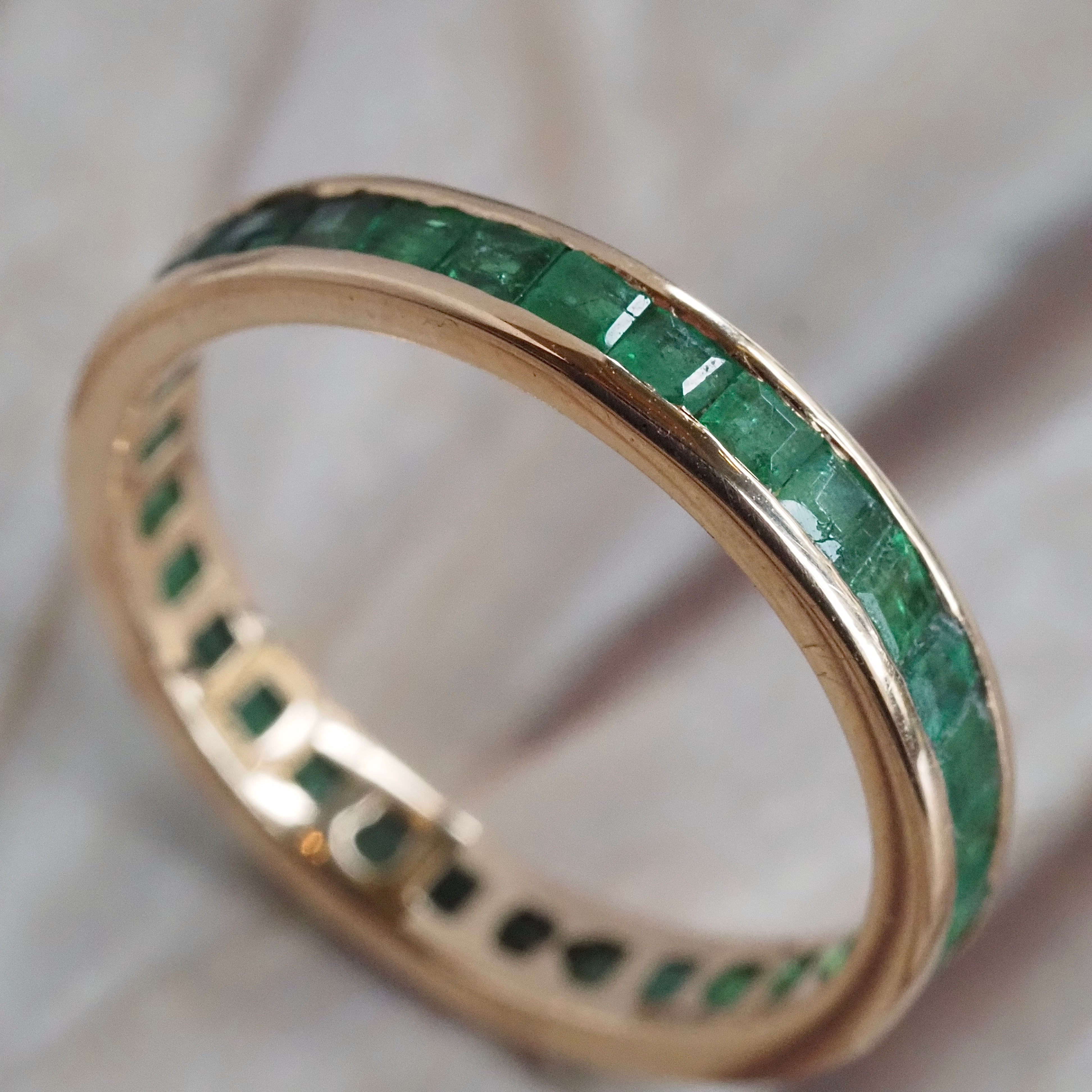 Vintage 14k Gold Emerald Eternity Band