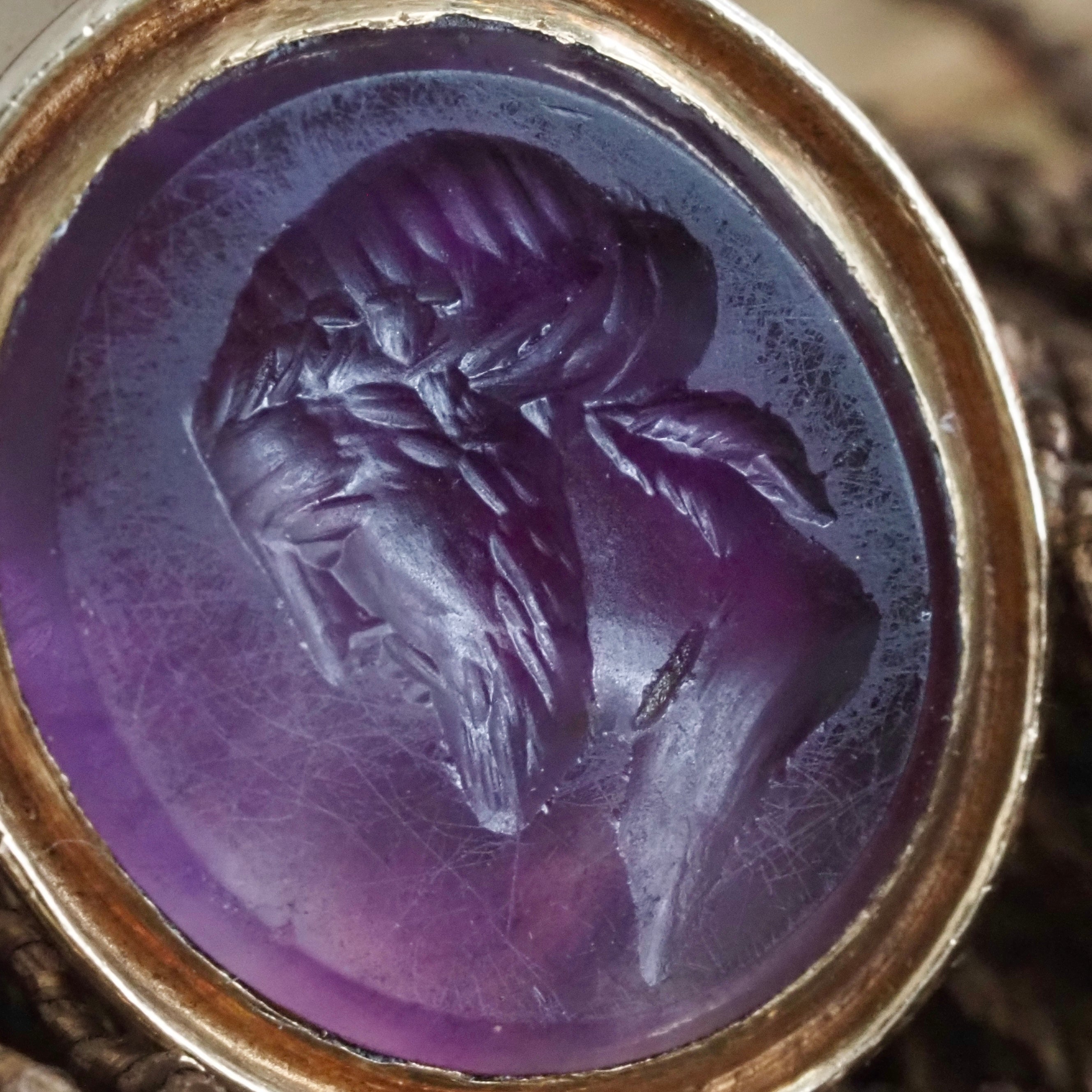 Antique Amethyst Zeus Intaglio in Vintage English 9k Gold Ring