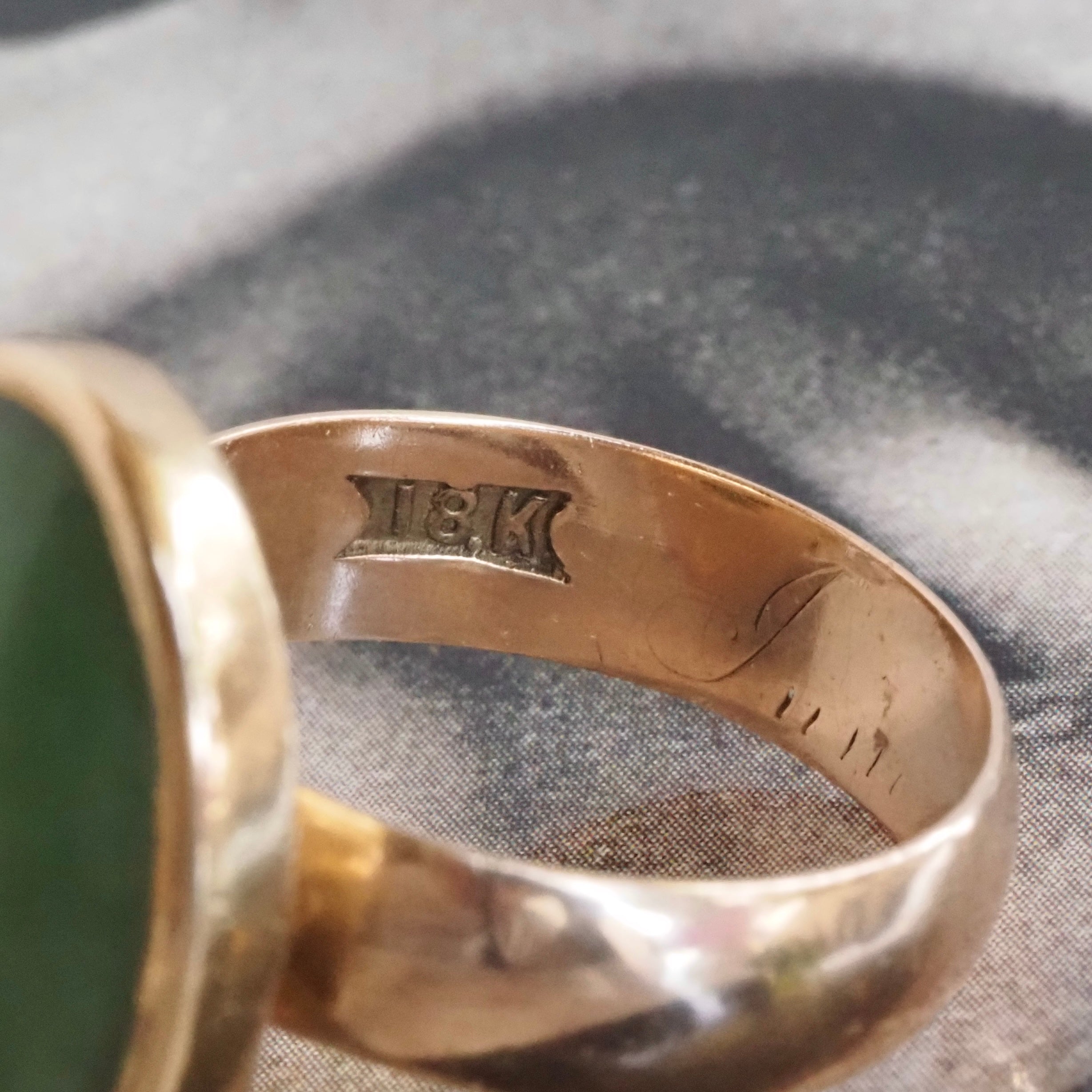 Vintage Jade Cabochon 14k Gold Ring with Antique Band