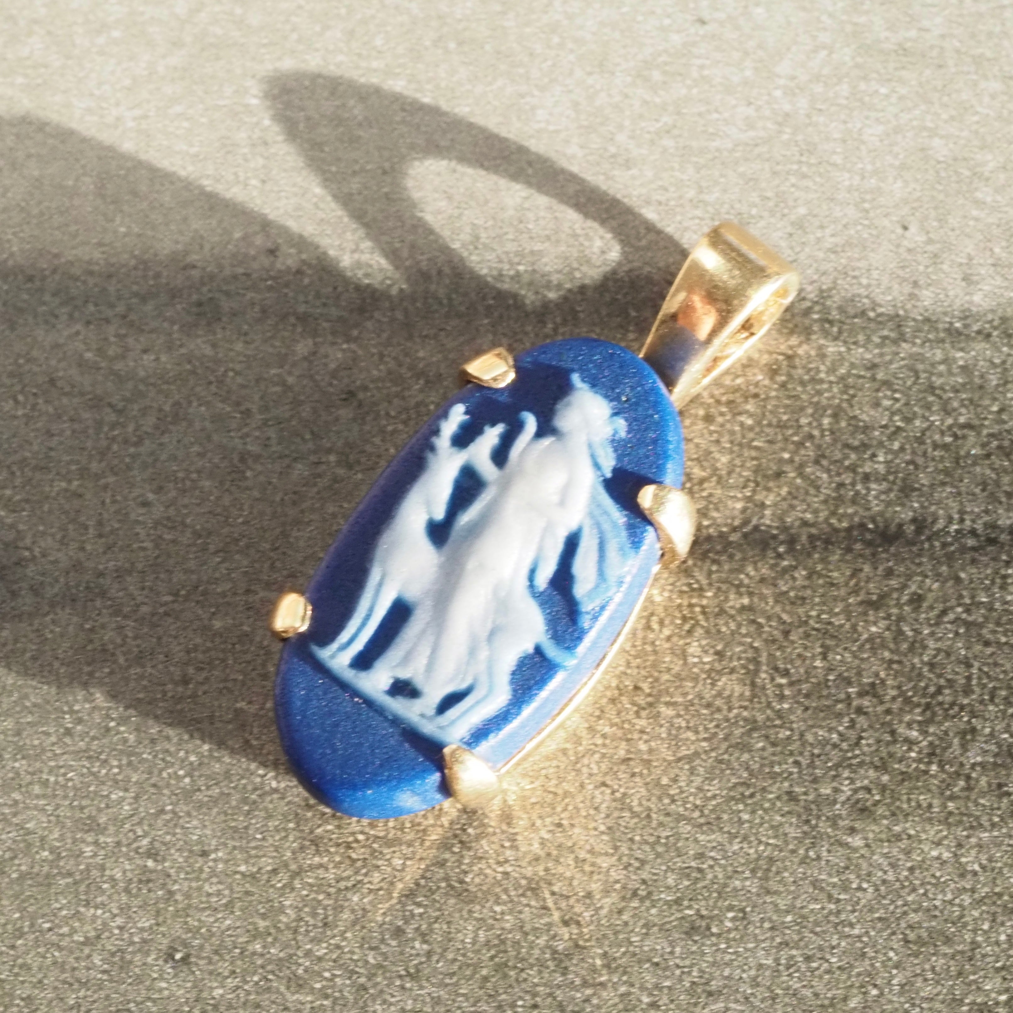 Vintage Diana & Stag Cameo 14k Gold Pendant