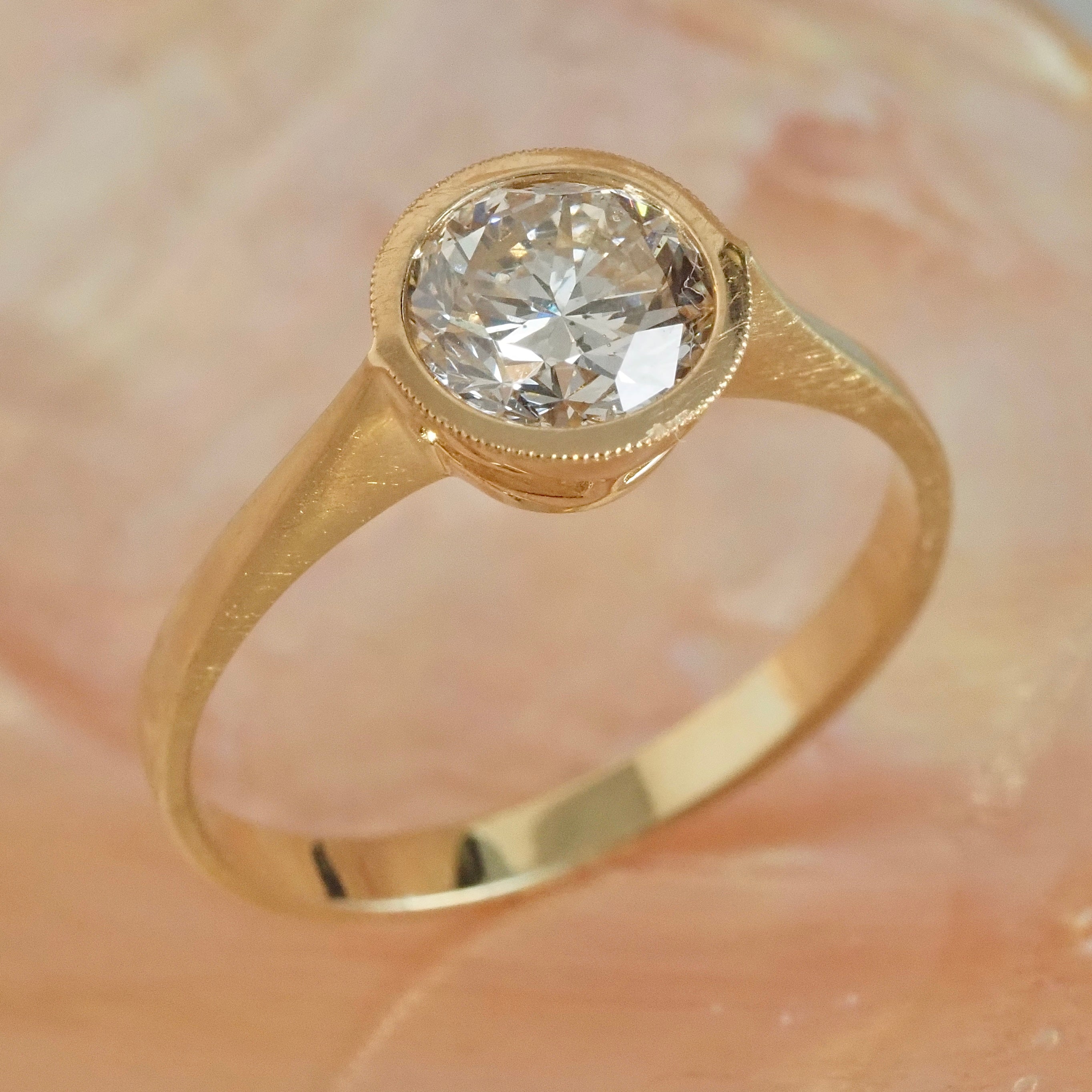 Vintage 1.33ct Transitional Cut Diamond 18k Gold Engagement Ring