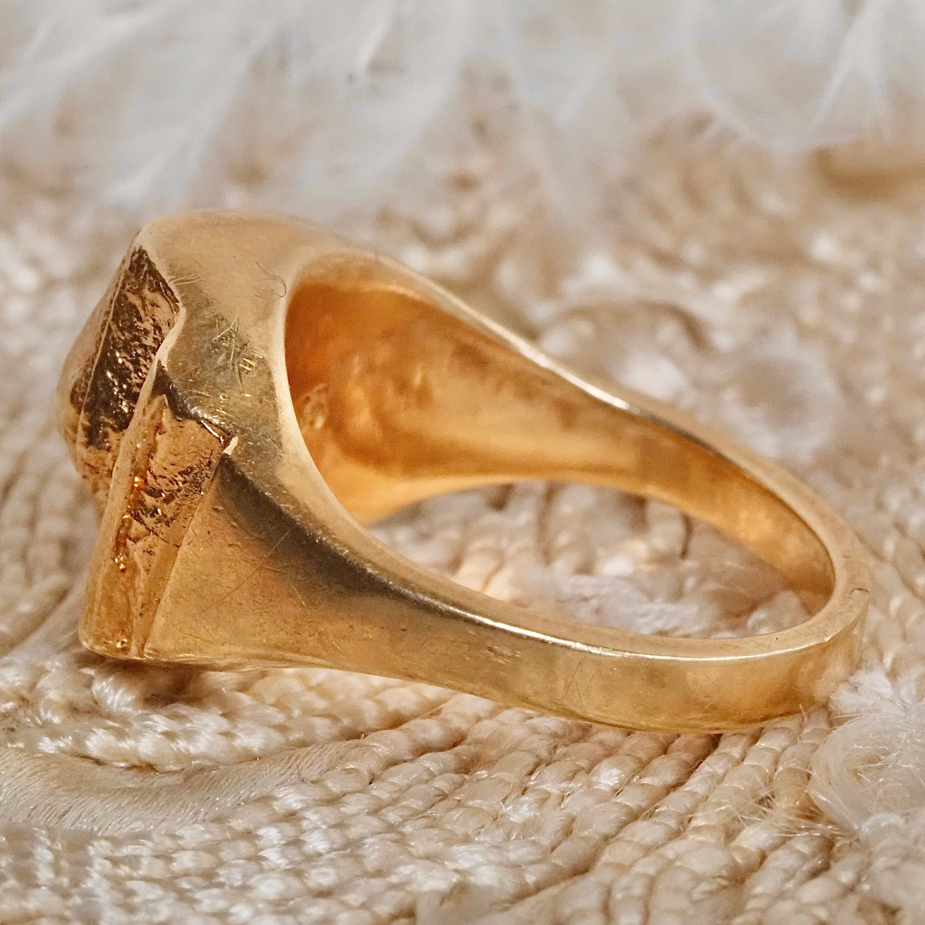 Vintage Scandinavian 14k Gold Brutalist Pinched Fabric Ring