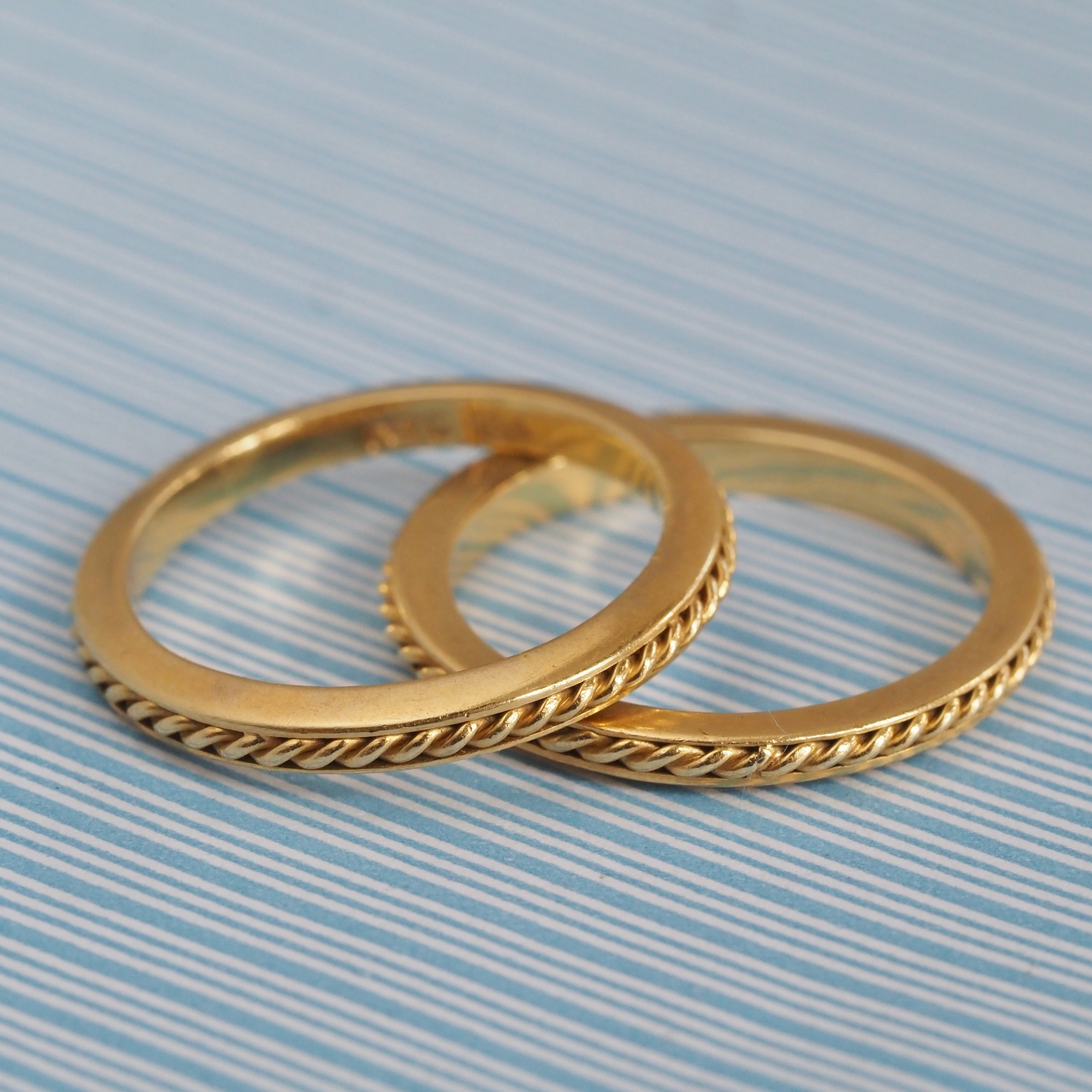 Vintage Guard Rope 18k Gold Ring Set