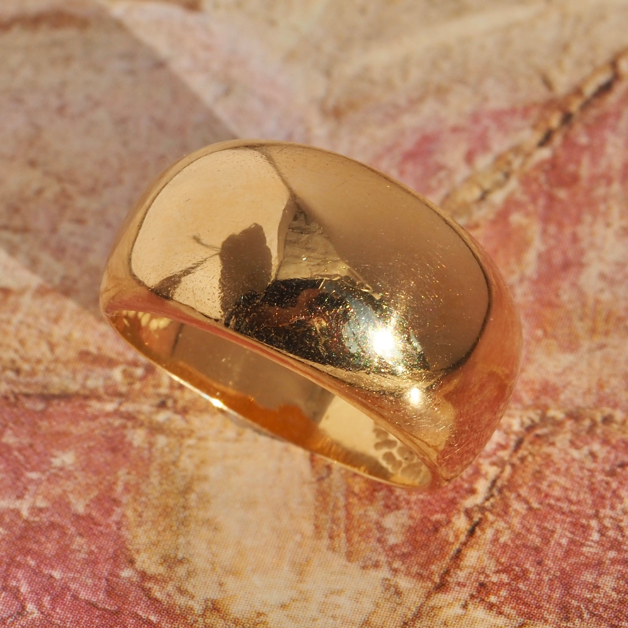 Vintage Portuguese 19k Gold Dome Ring