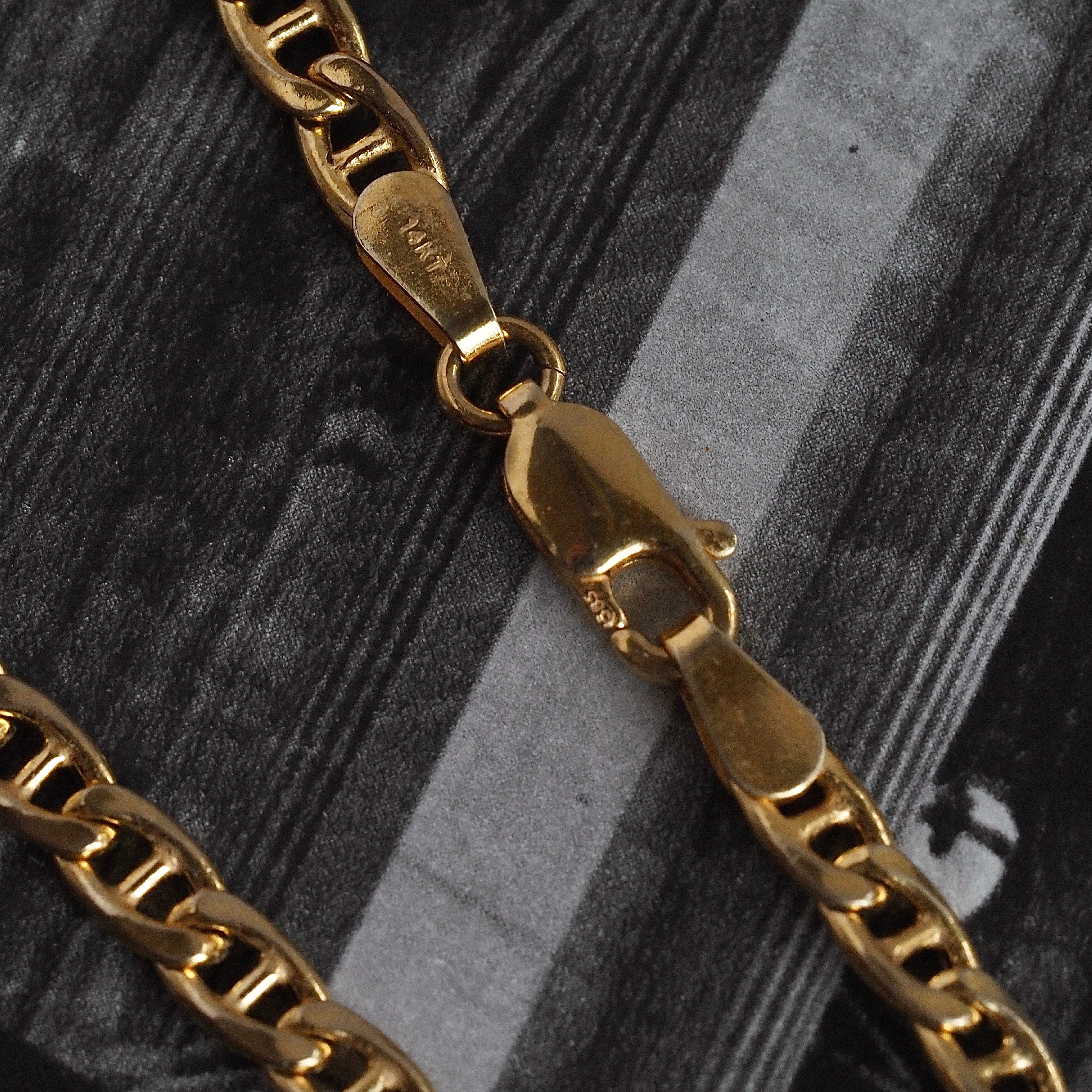 Vintage Italian 14k Gold Mariner Chain Necklace