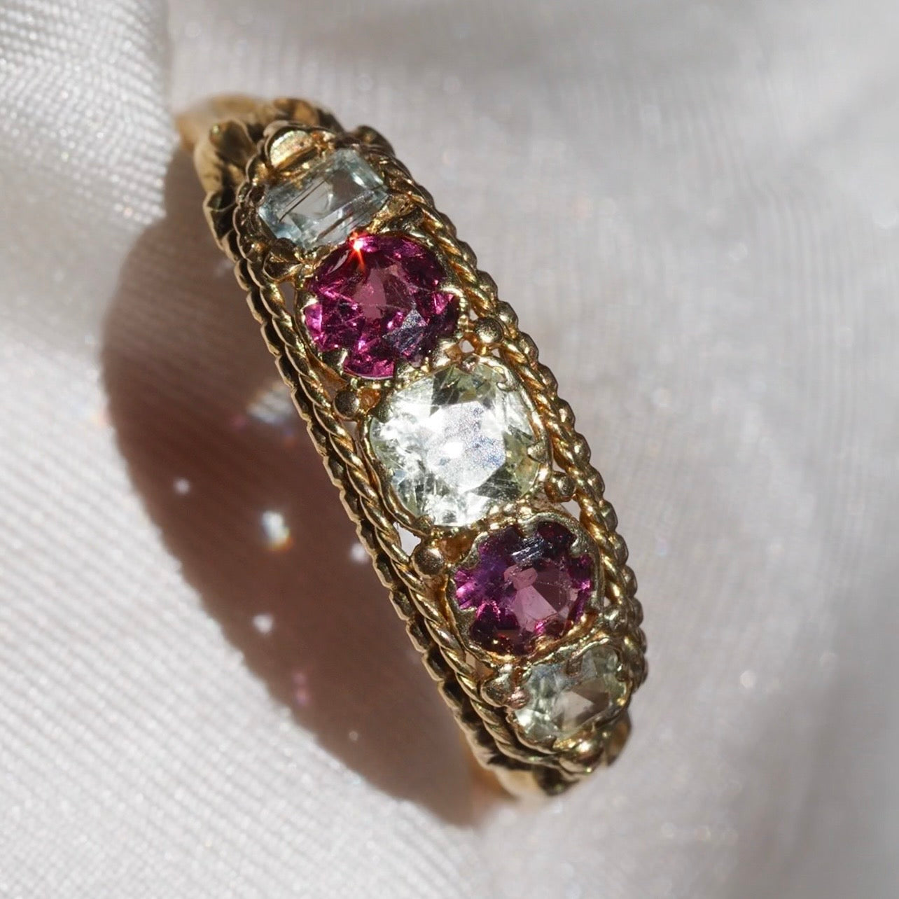 Antique Victorian Five Stone Chrysoberyl Garnet Emerald 18k Gold Ring