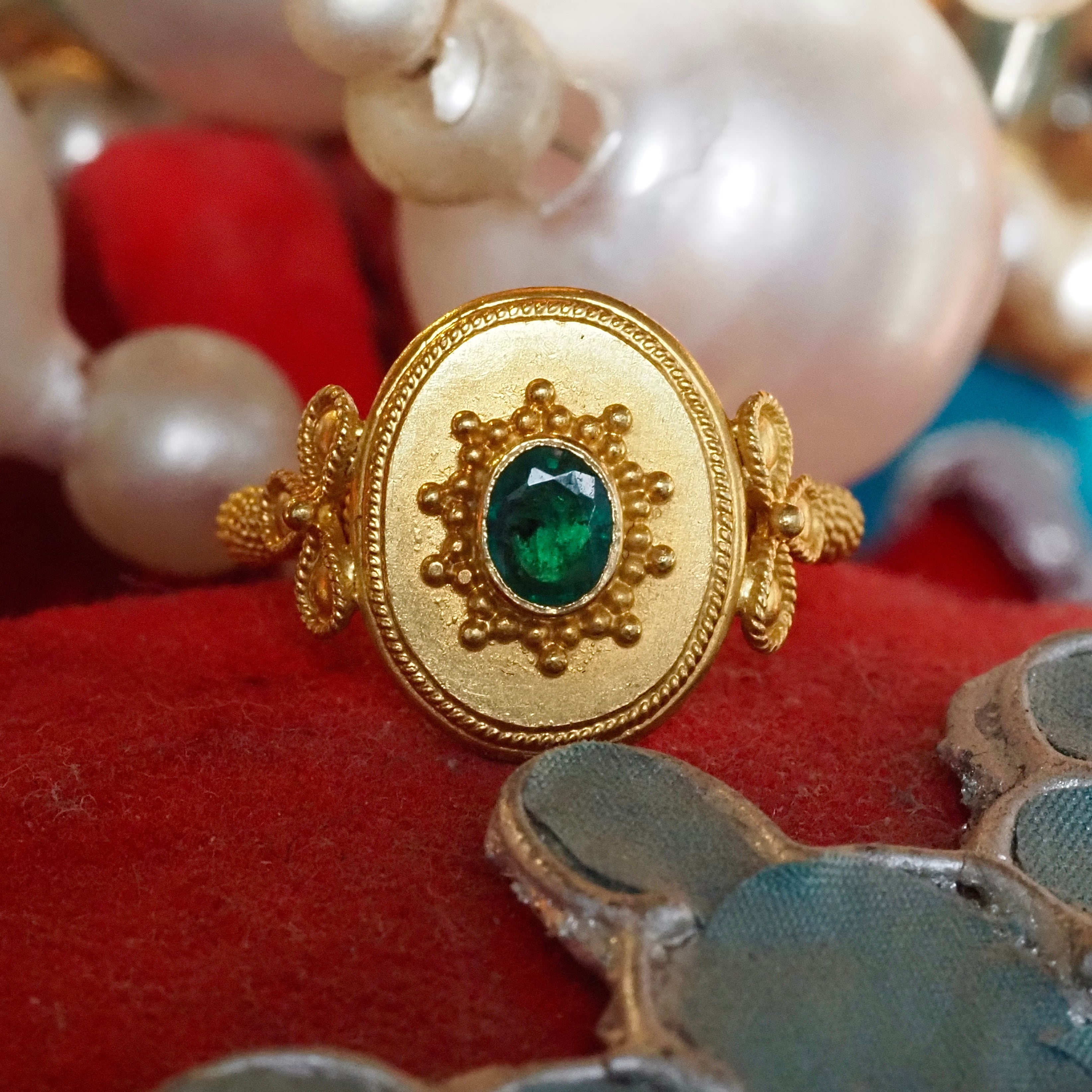 Vintage Greek Ancient Style 22k Gold Emerald Ring