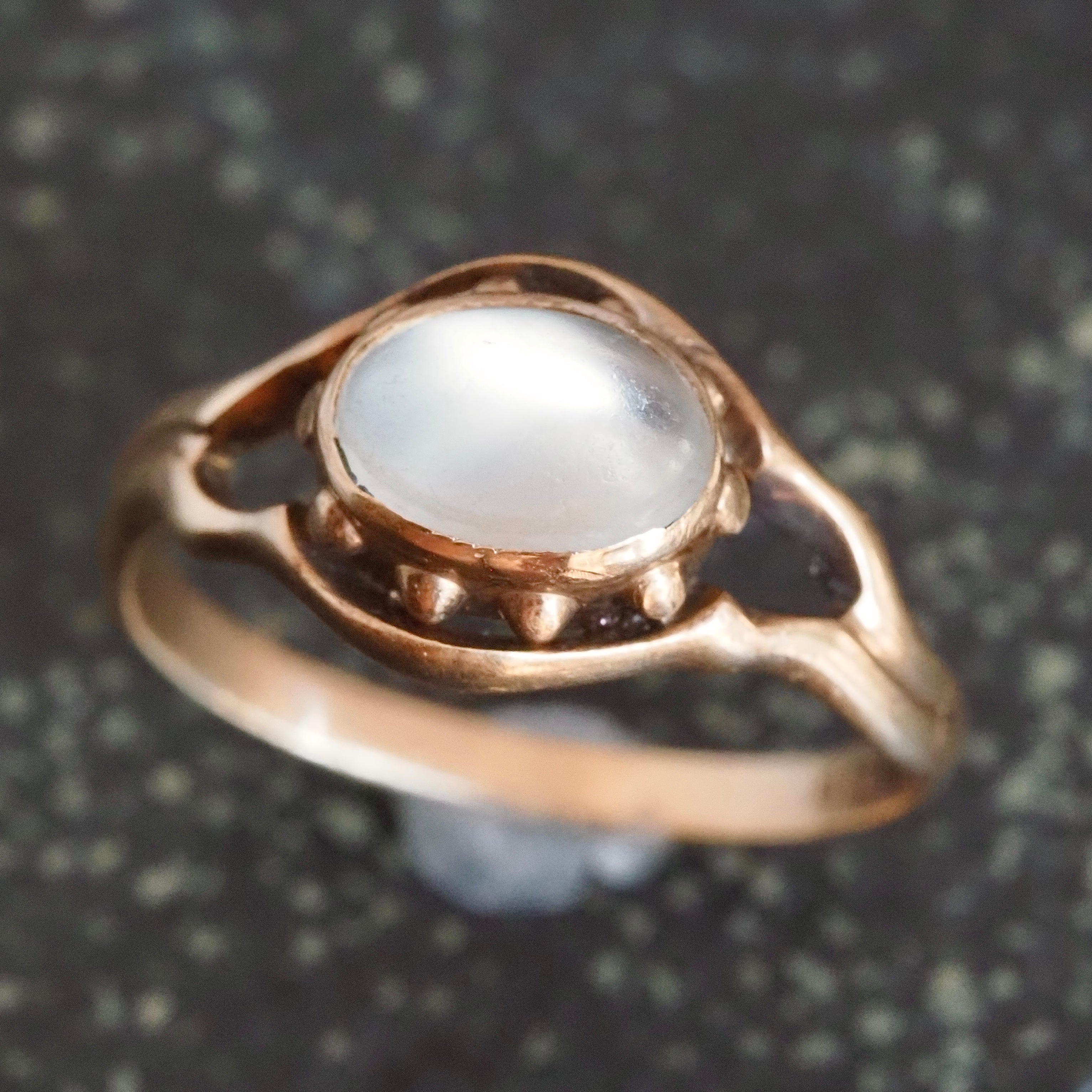 Antique Moonstone 10k Gold Ring