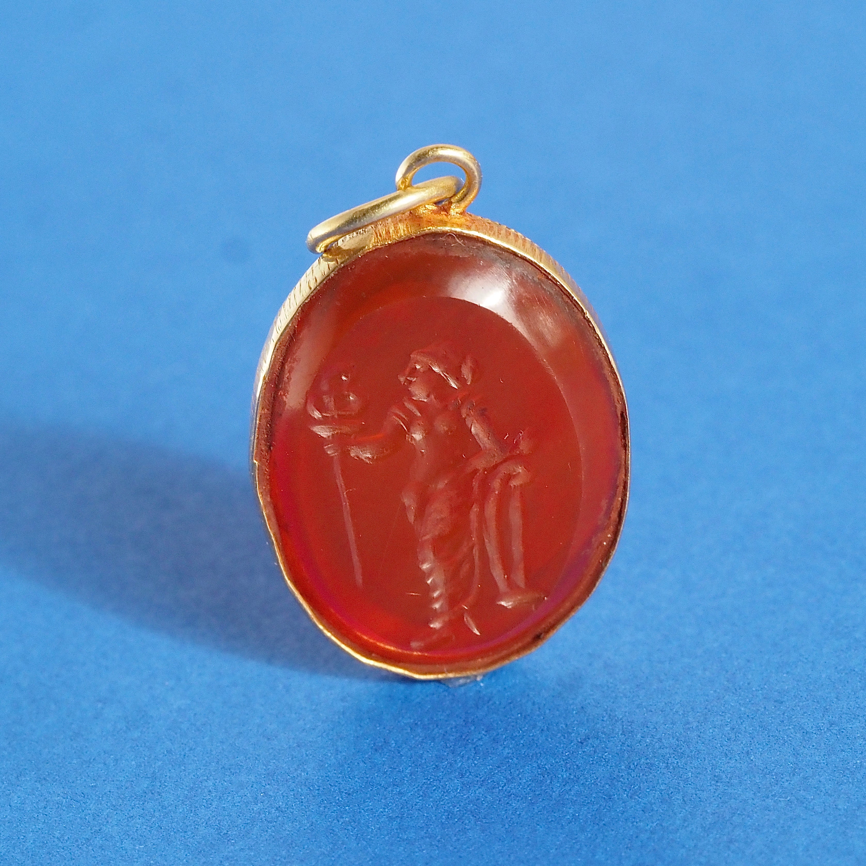 Antique Carnelian Figurative Intaglio 18k Gold Pendant
