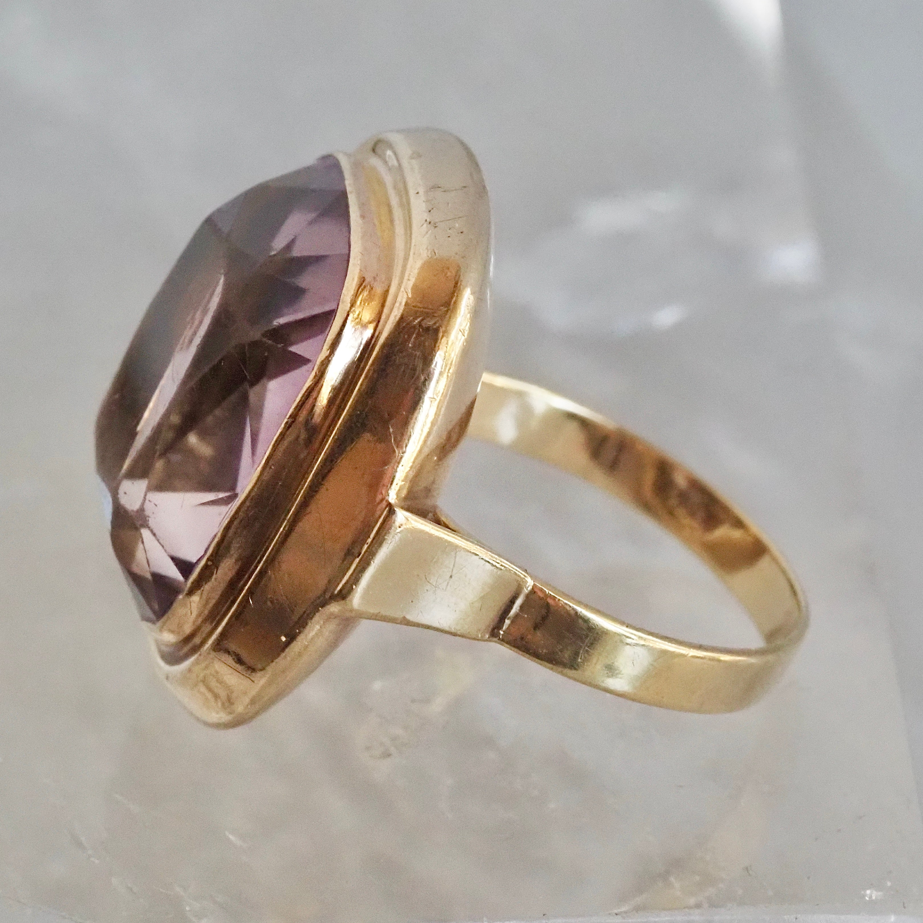 Vintage 1930s/1940s 8k Gold Amethyst Ring