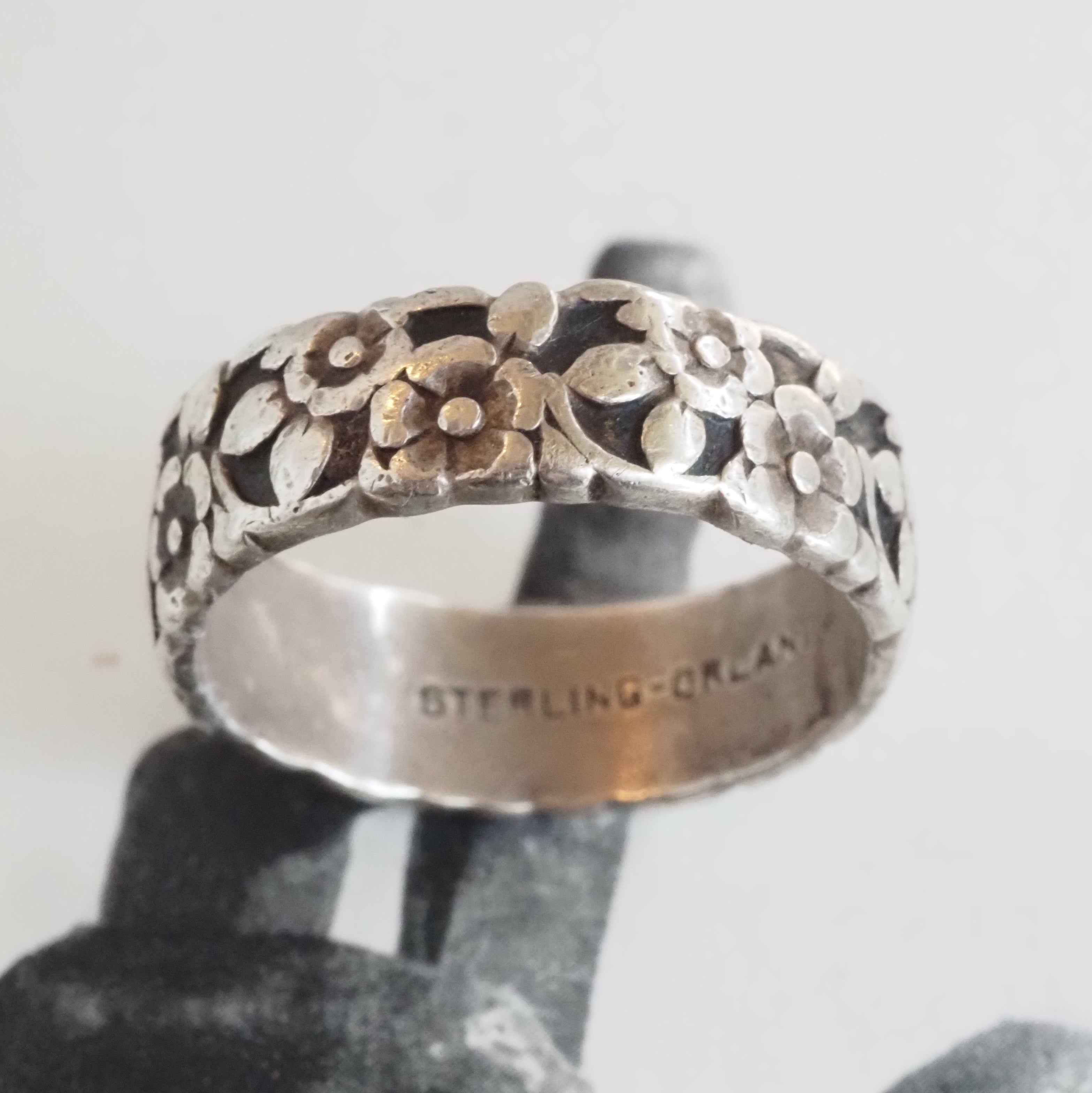 Vintage Floral Sterling Silver Ring