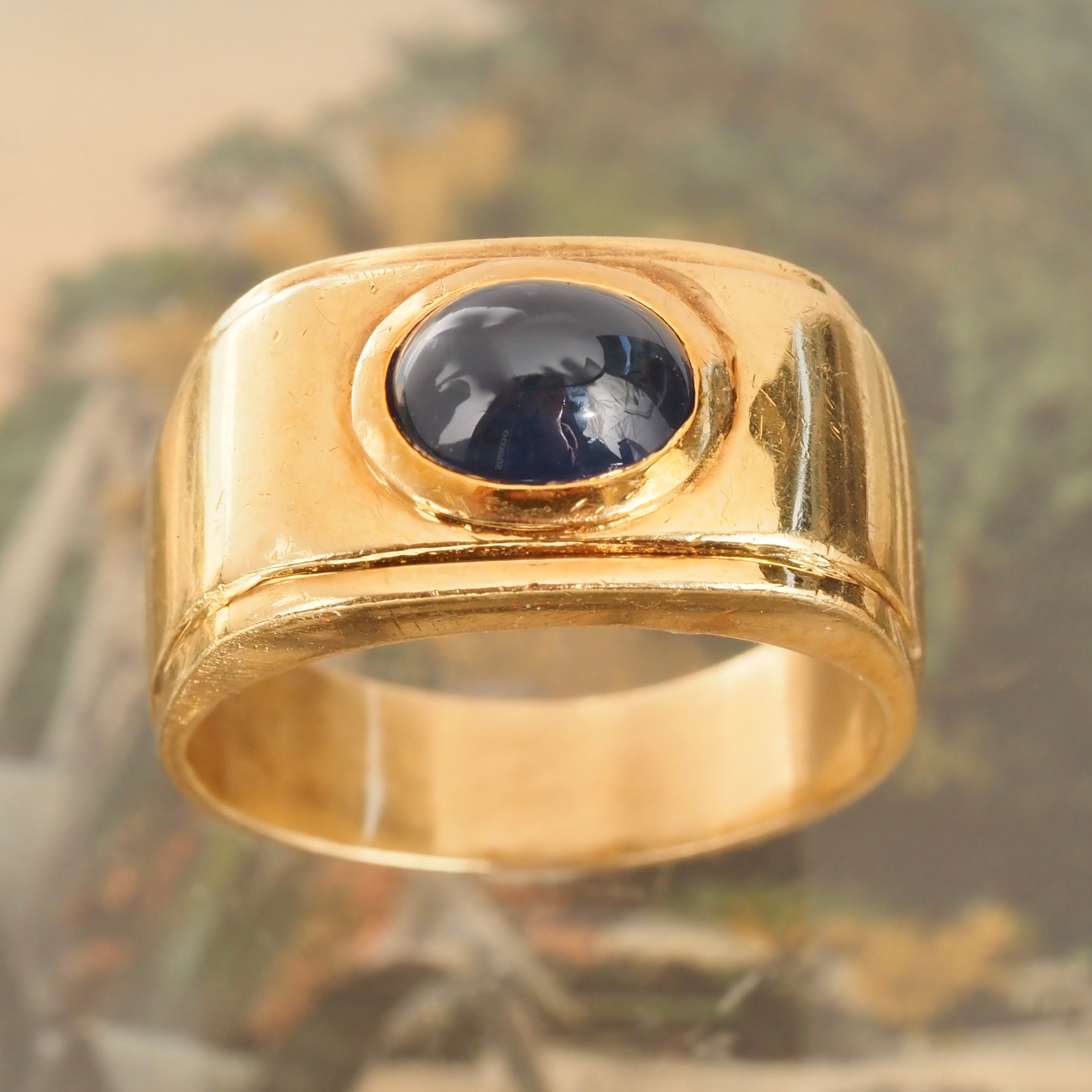 Modernist 18k Gold Natural Sapphire Cabochon Ring