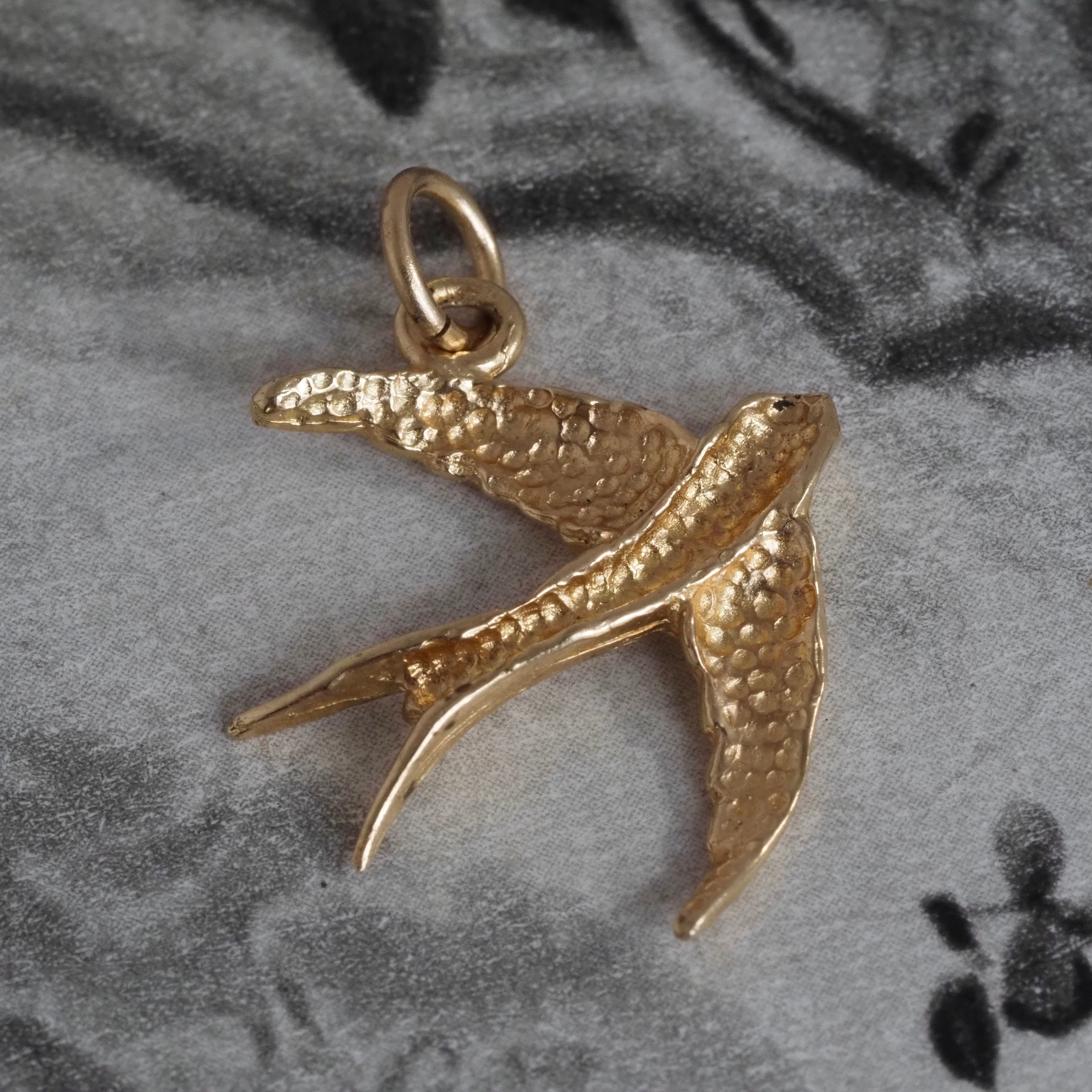 Vintage Sparrow 14k Gold Charm