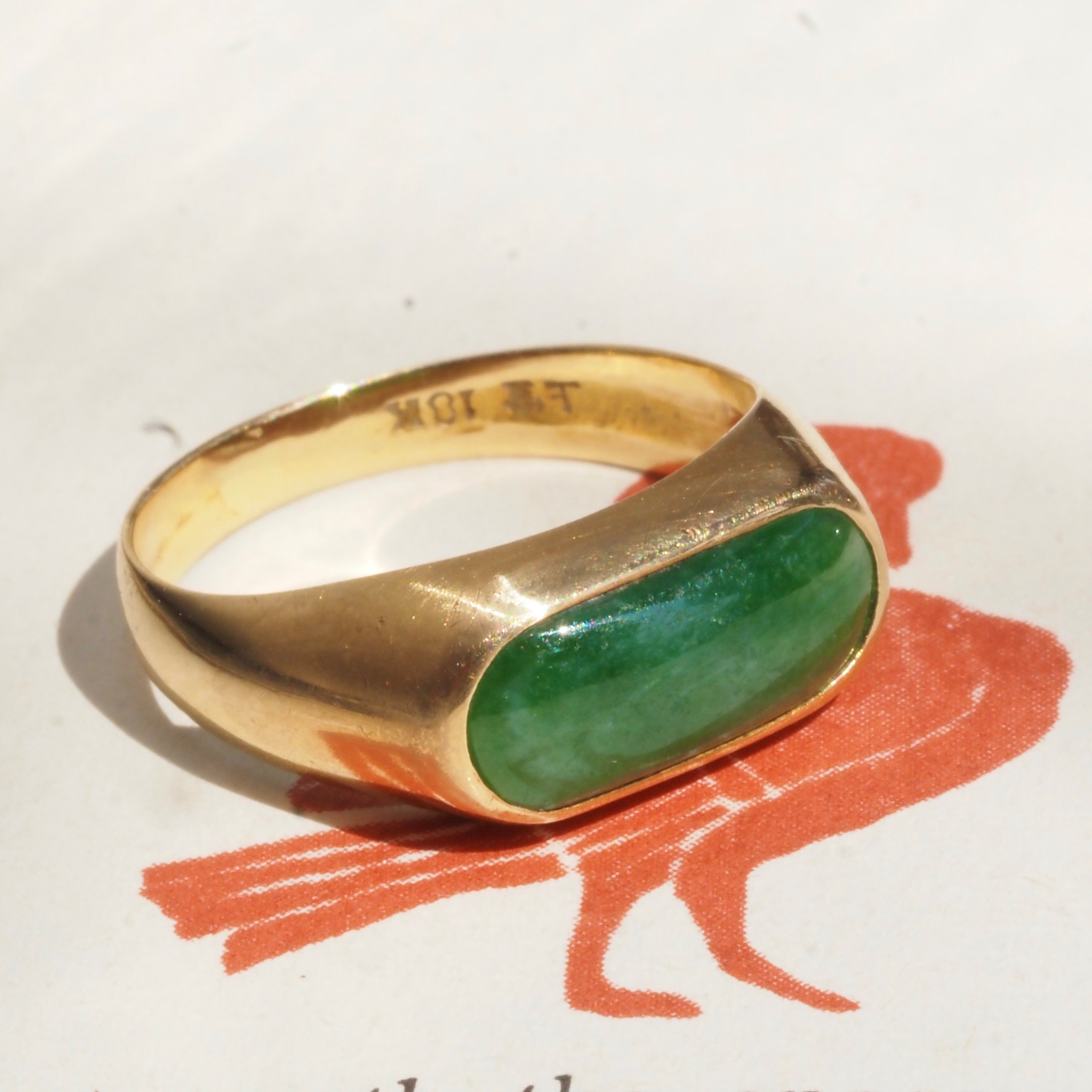 Vintage Chinese Jade 18K Gold Saddle Ring