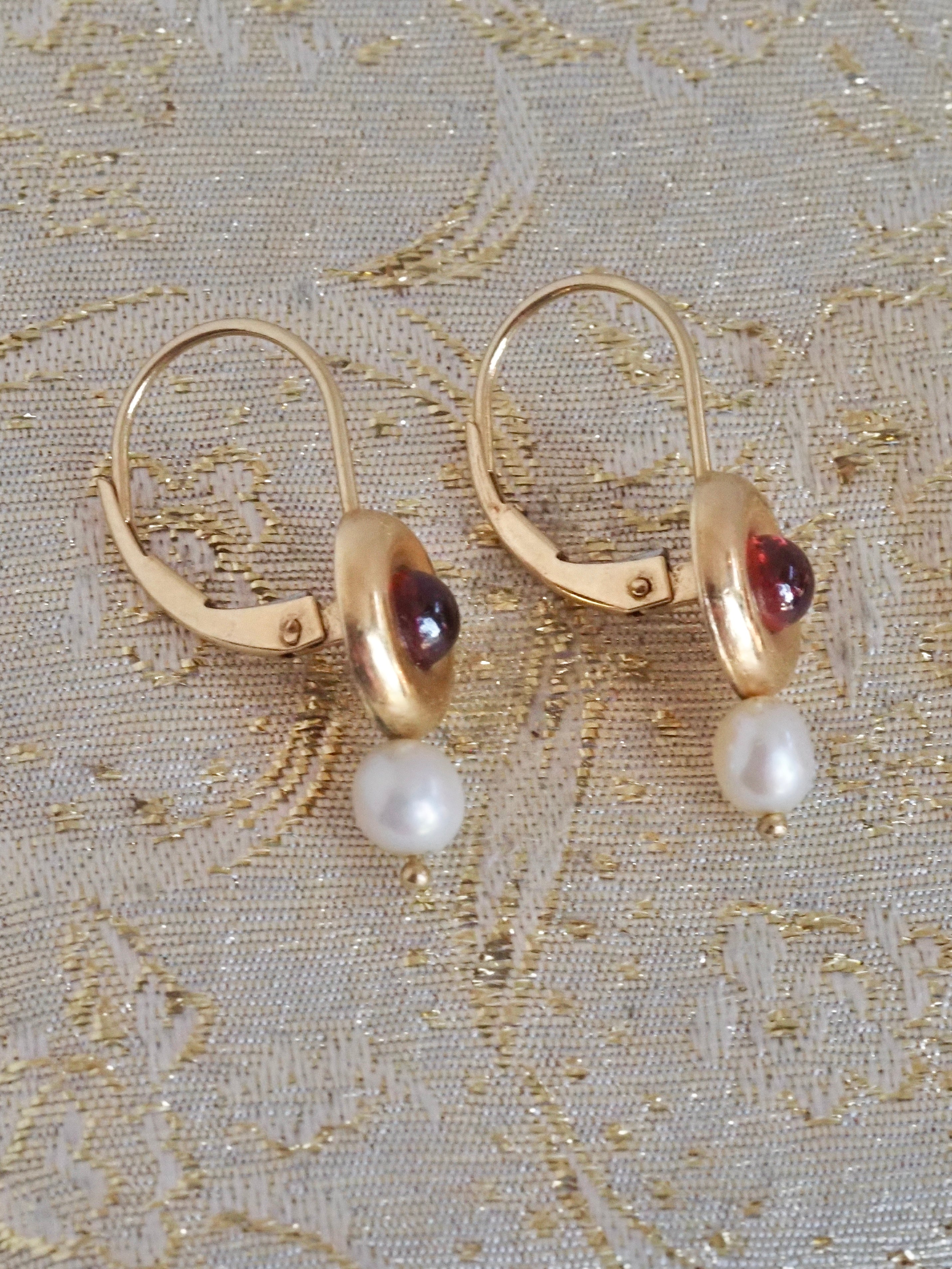 Vintage Garnet and Pearl 14k Gold Leverback Earrings