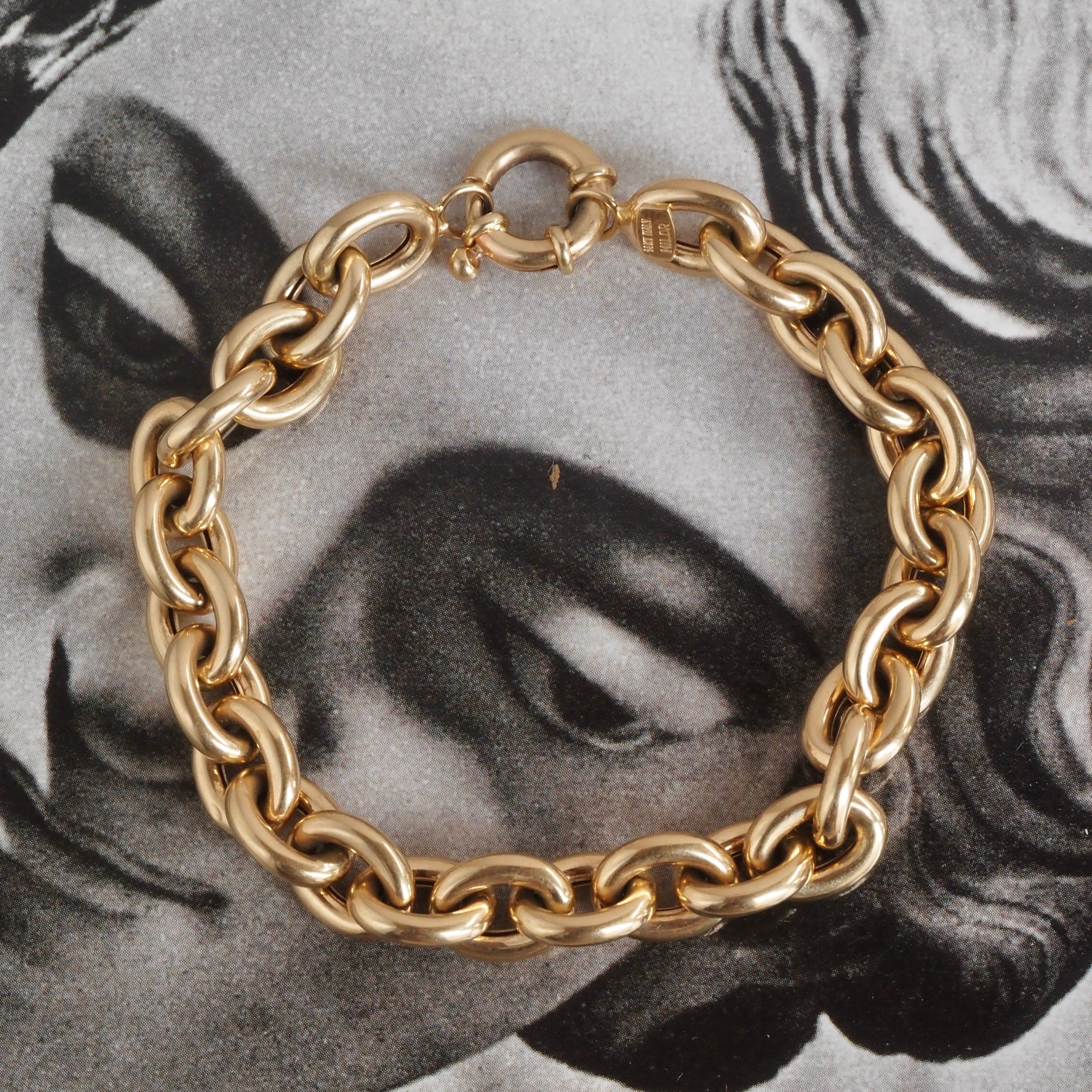 Vintage Italian Oval Link Bolt Clasp 14k Gold Bracelet