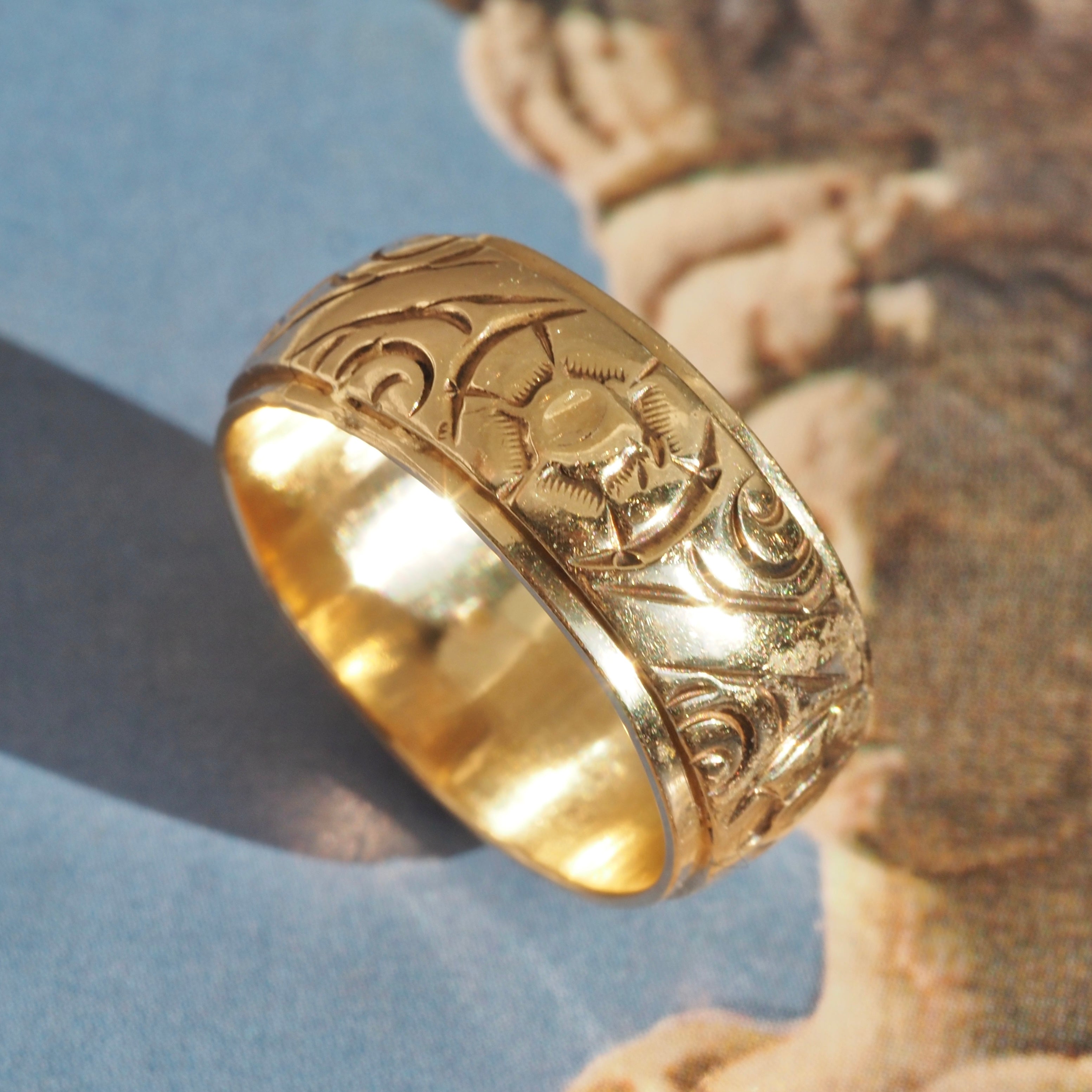 Vintage 14k Gold Floral Band